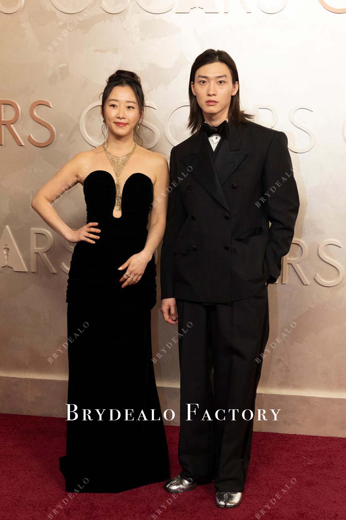 Gia Kim black strapless 2025 Oscars red carpet dress