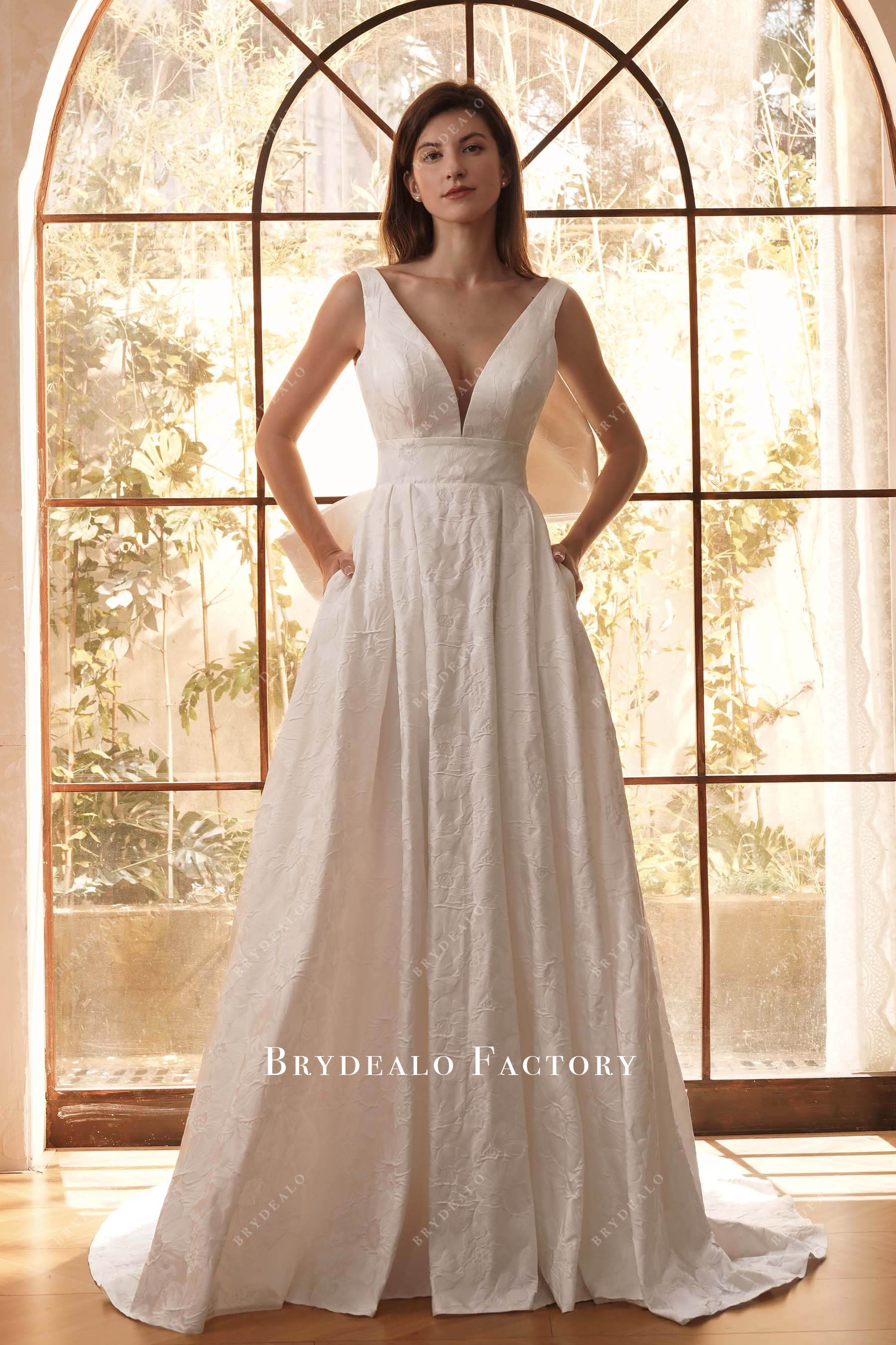 Floral Jacquard Plunging A-Line Bowknot Wedding Dress
