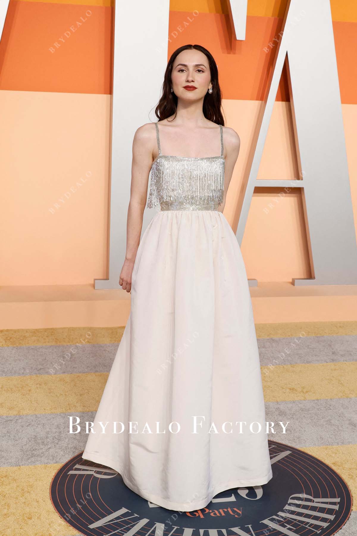 Maude Apatow pale wheat 2025 a line vanity fair party dress