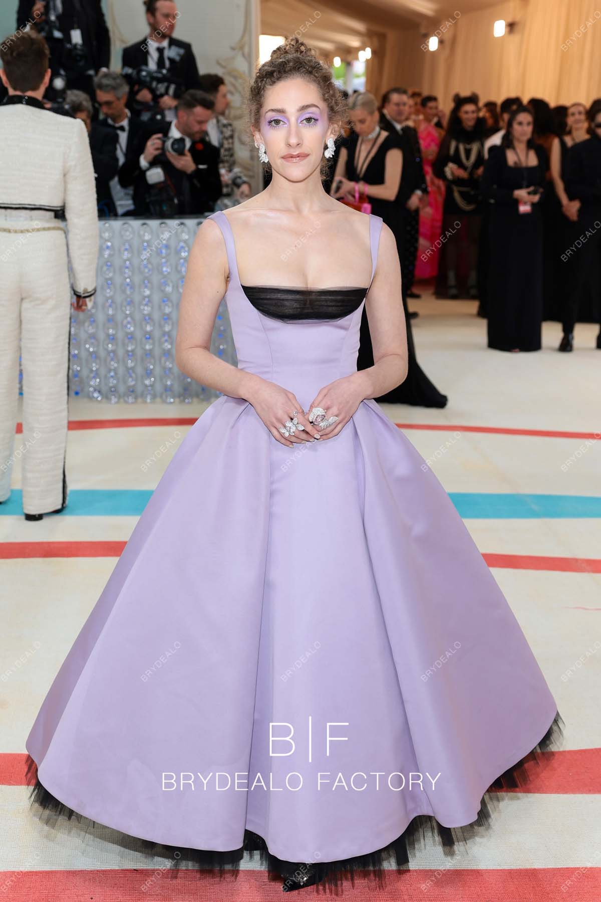 Met gala cheap purple dress