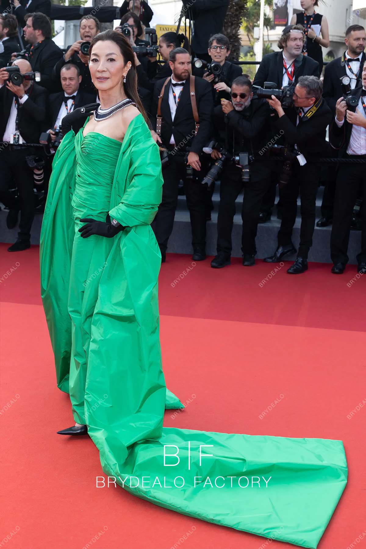 Michelle Yeoh 2023 Jungle Green Taffeta Red Carpet Dress