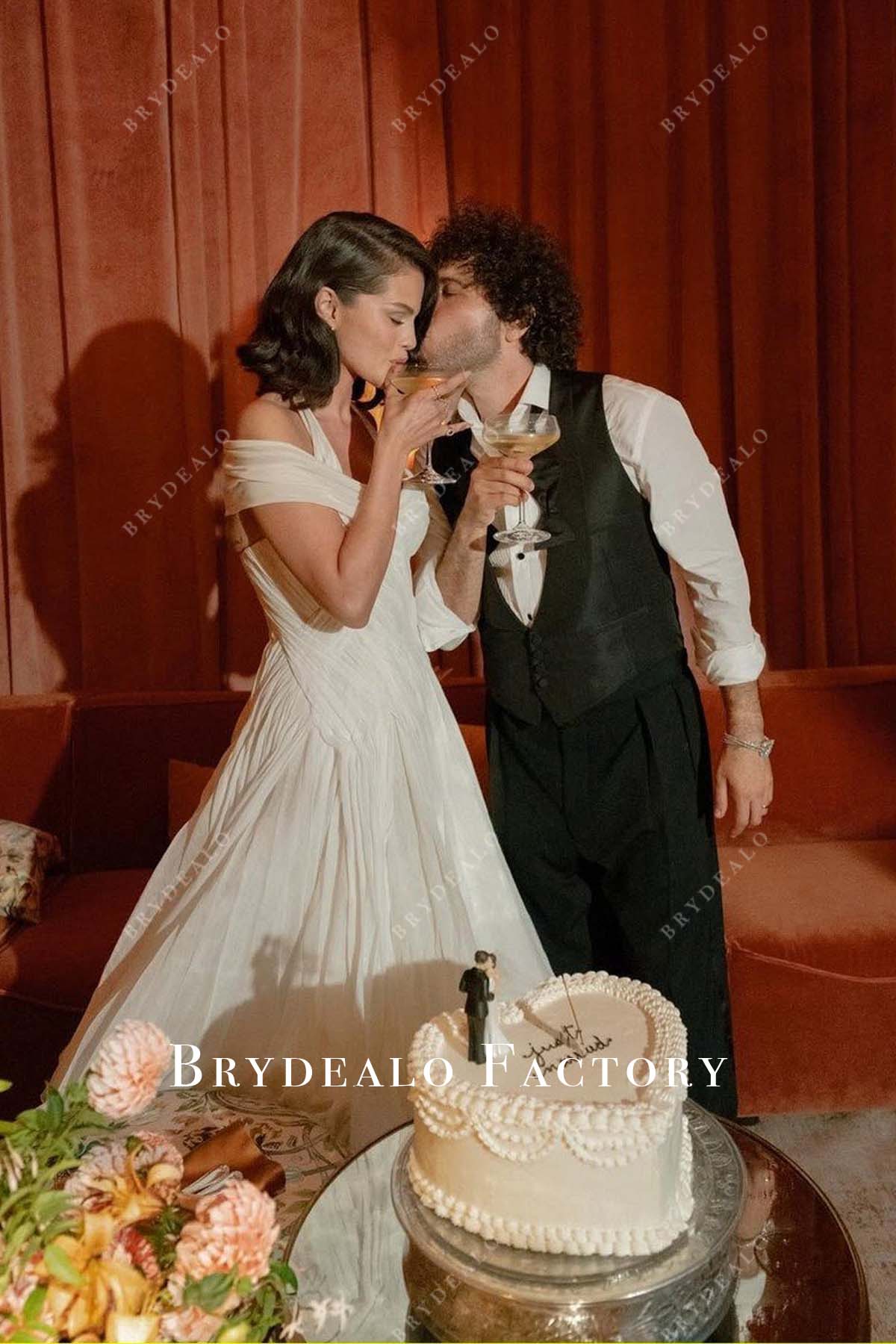 Selena Gomez off shoulder 2025 Wedding party dress