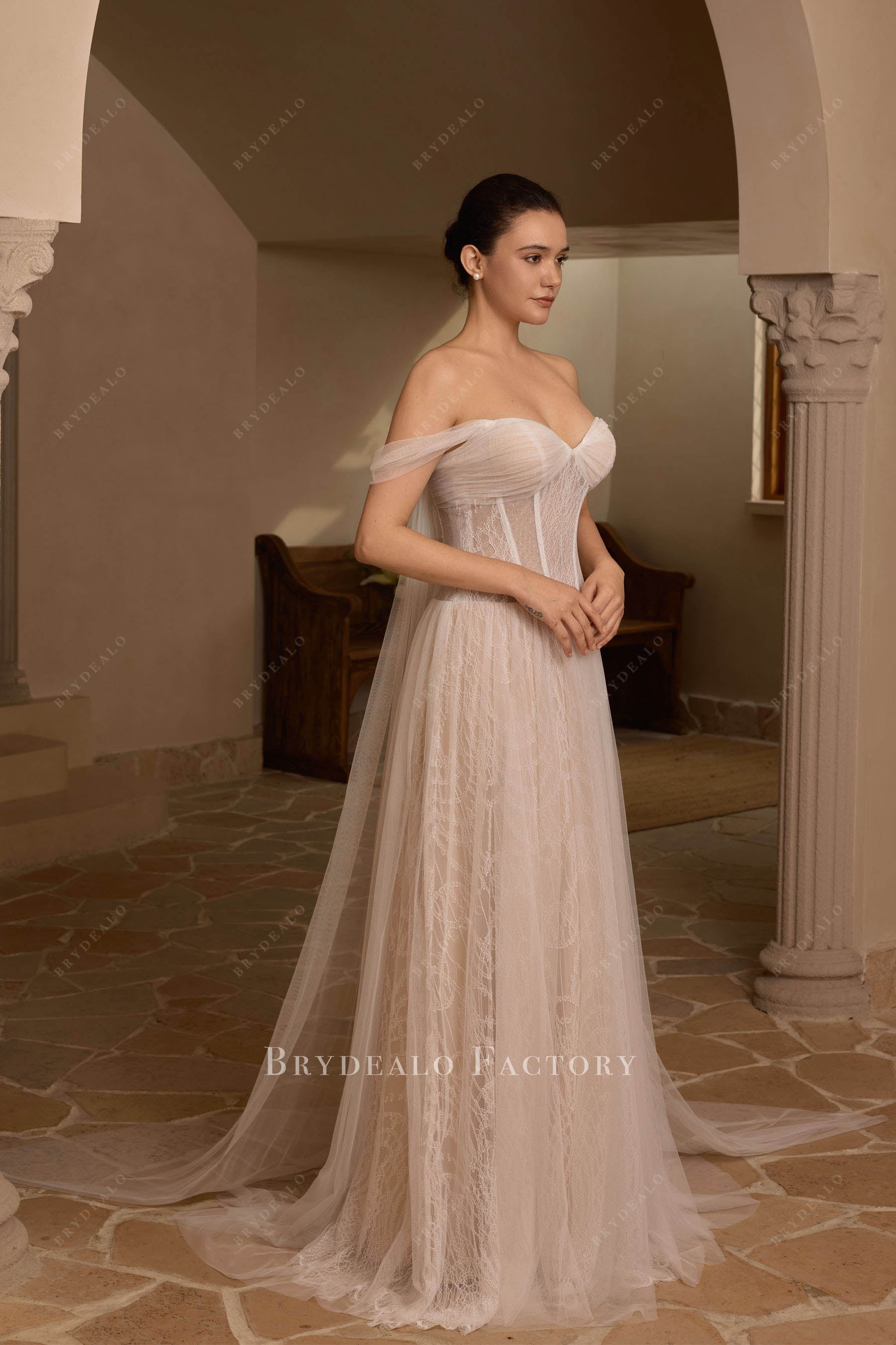 A line sweep train wedding dress
