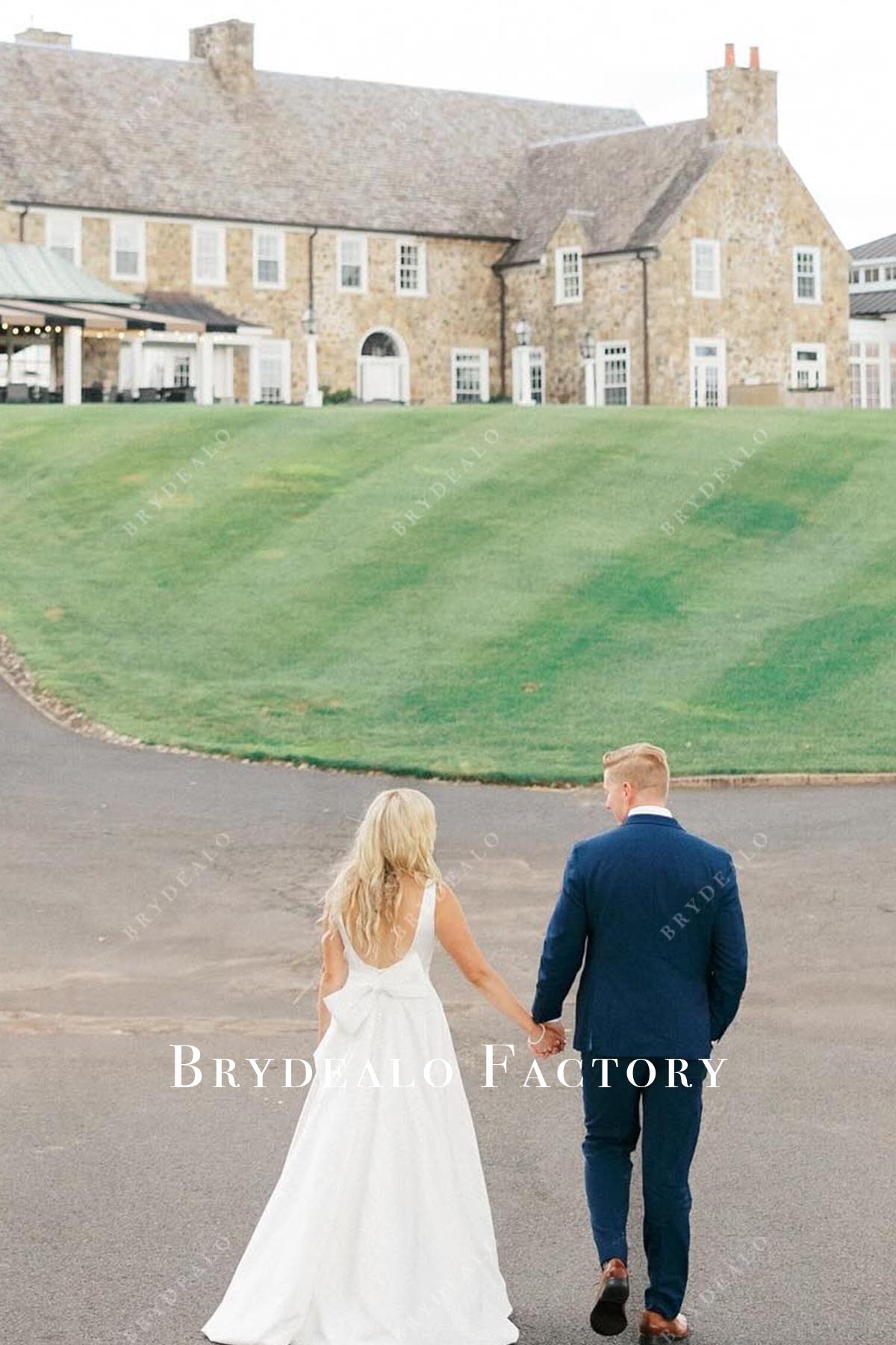 a line u back wedding dress