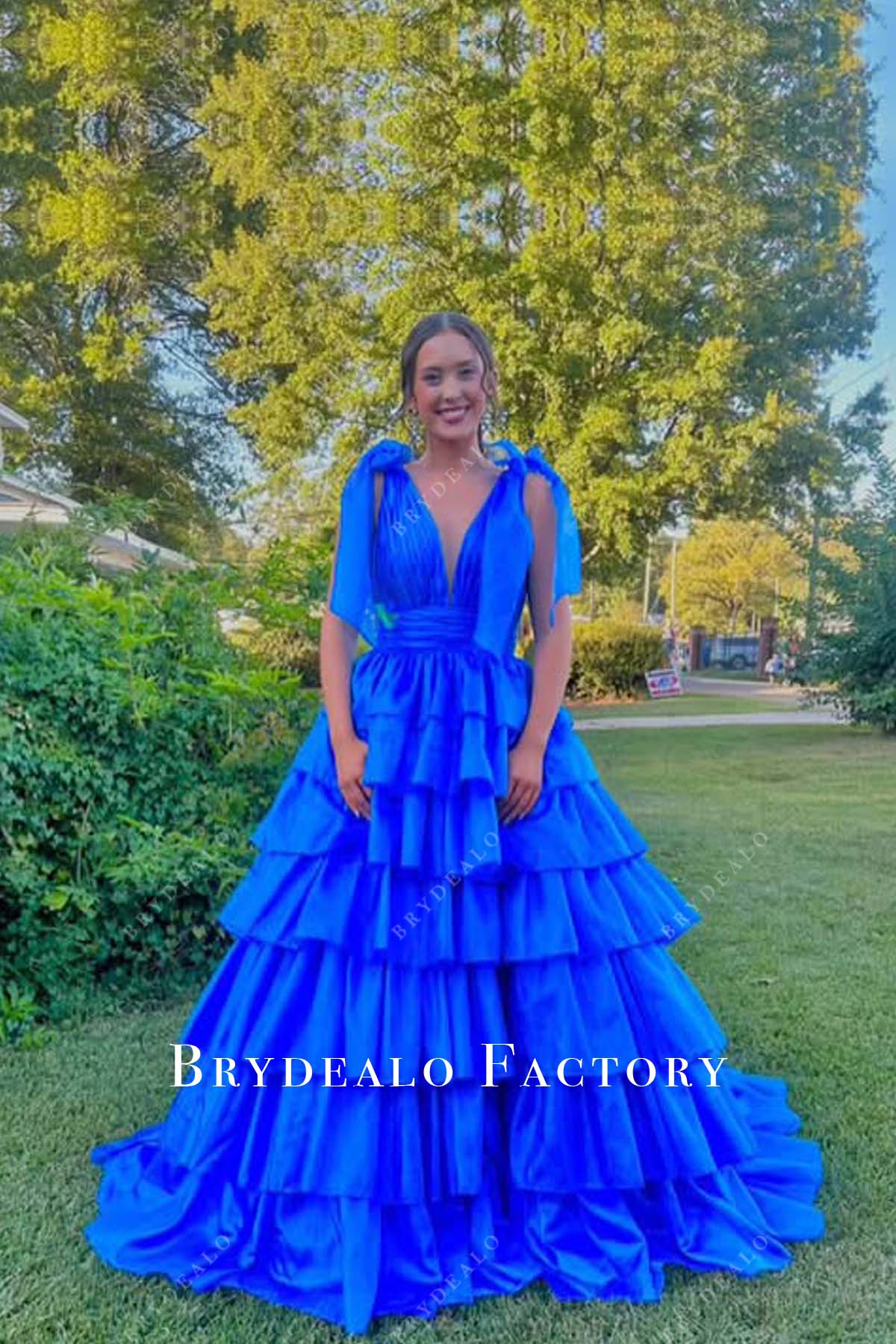 Blue Plunging Neck Open Back Tiered Homecoming Dress