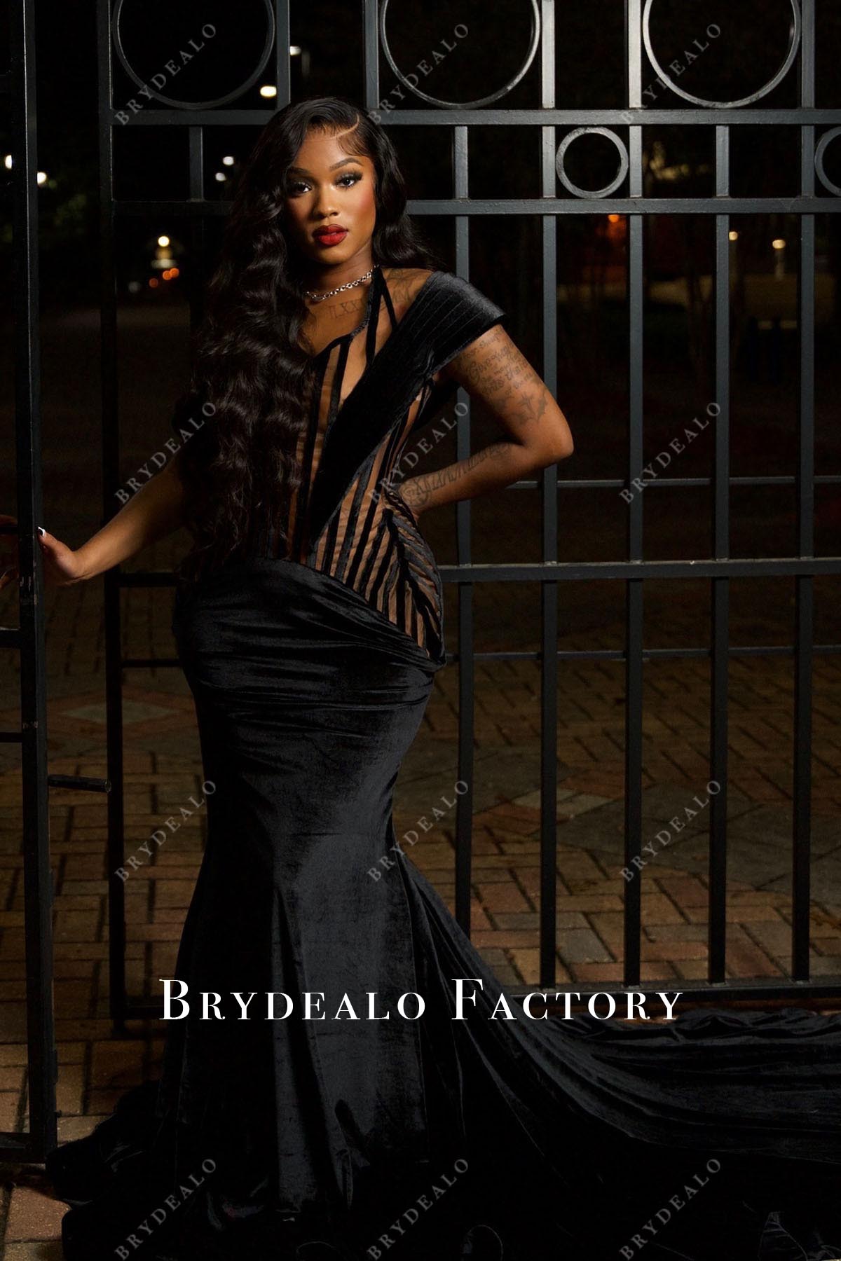 custom black velvet trumpet prom dress