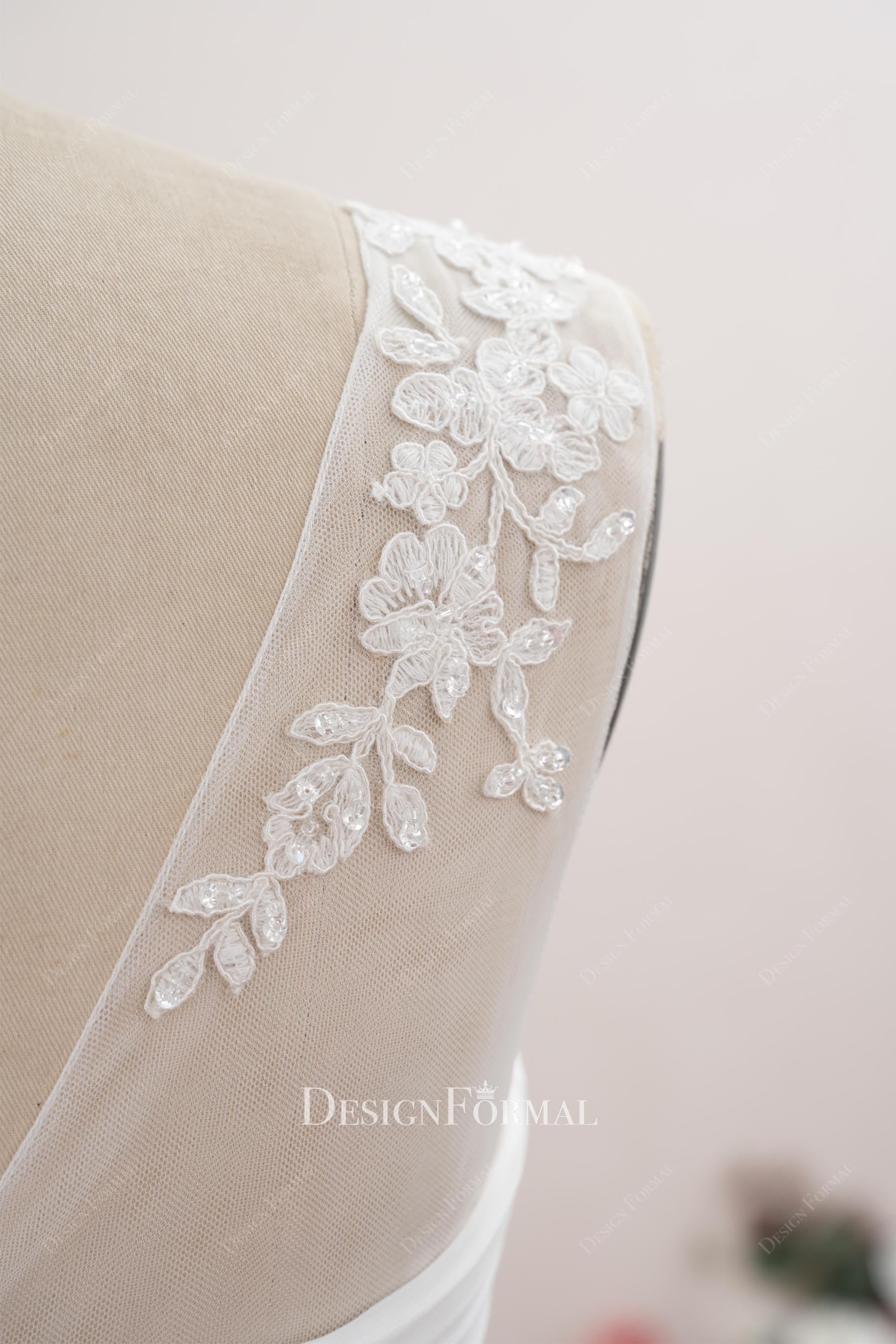 delicate lace applique chiffon wedding dress