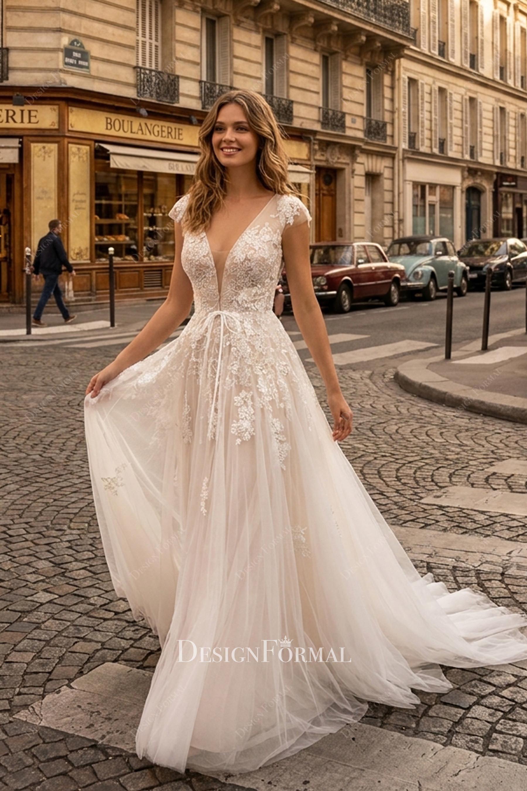 delicate ace appliques wedding dress