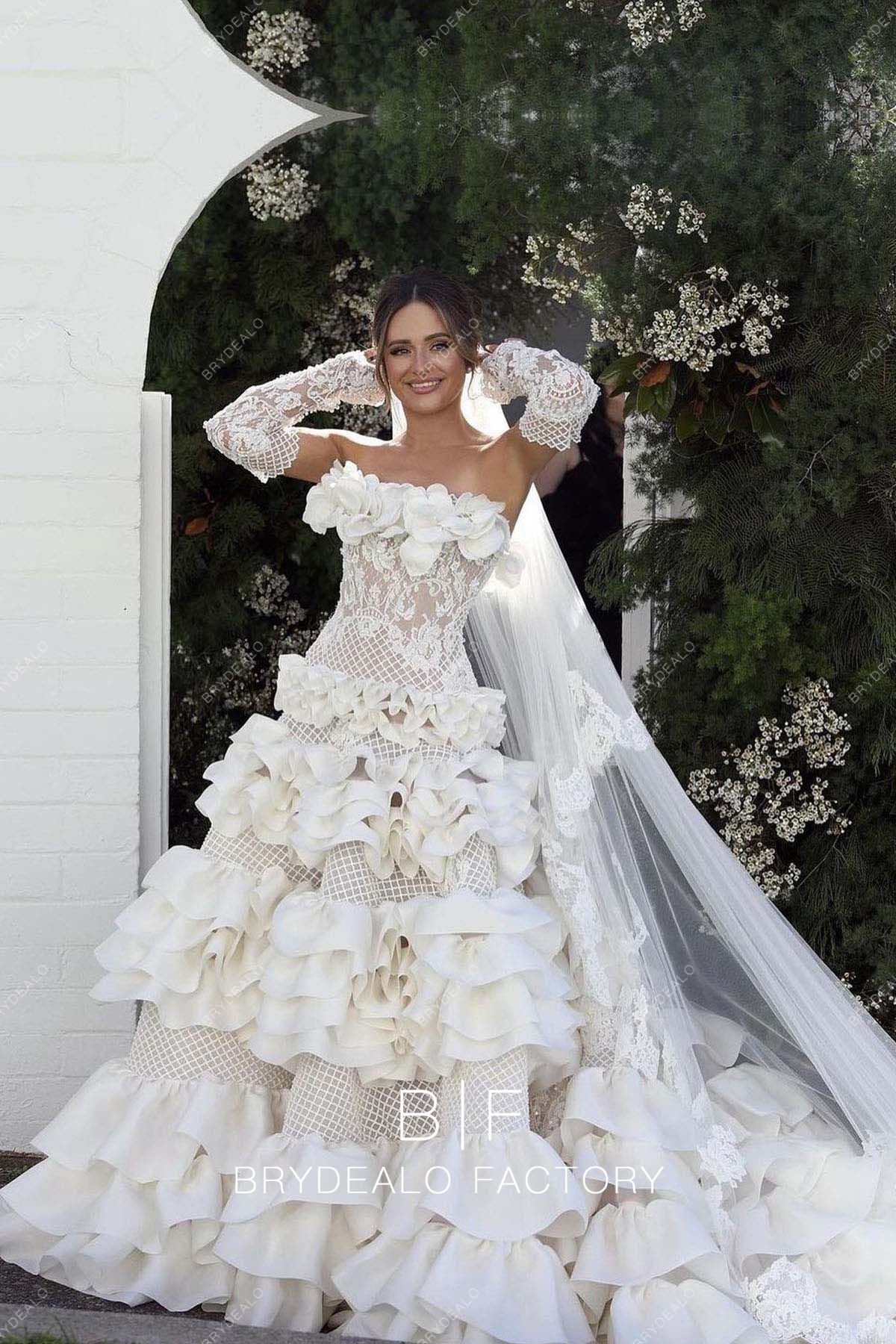 Off-shoulder Designer Lace Unique Satin Ruffles Ball Gown Wedding Dress Off-shoulder Designer Lace Unique Satin Ruffles Ball Gown Wedding Dress