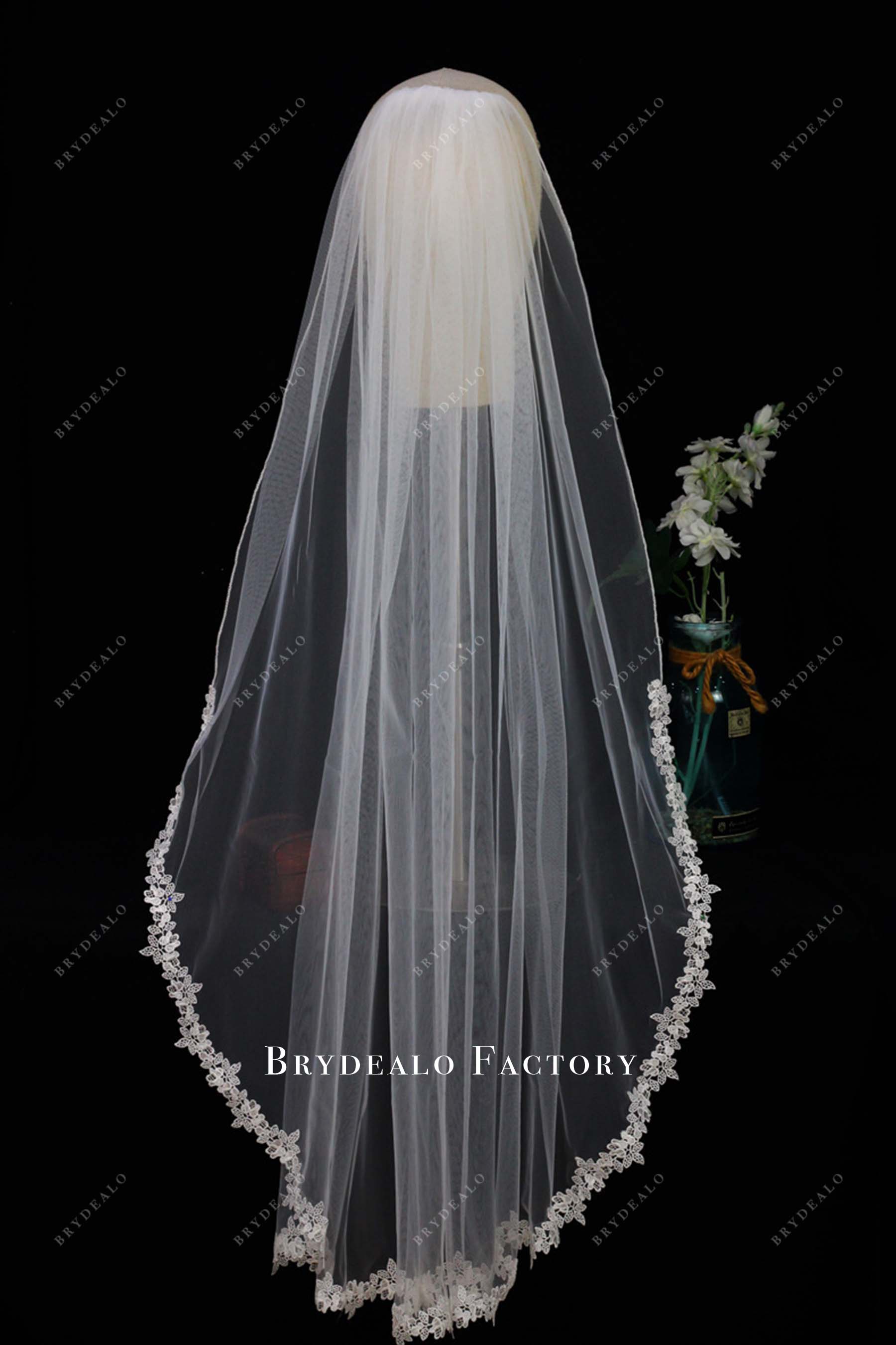 fingertip length bridal veil