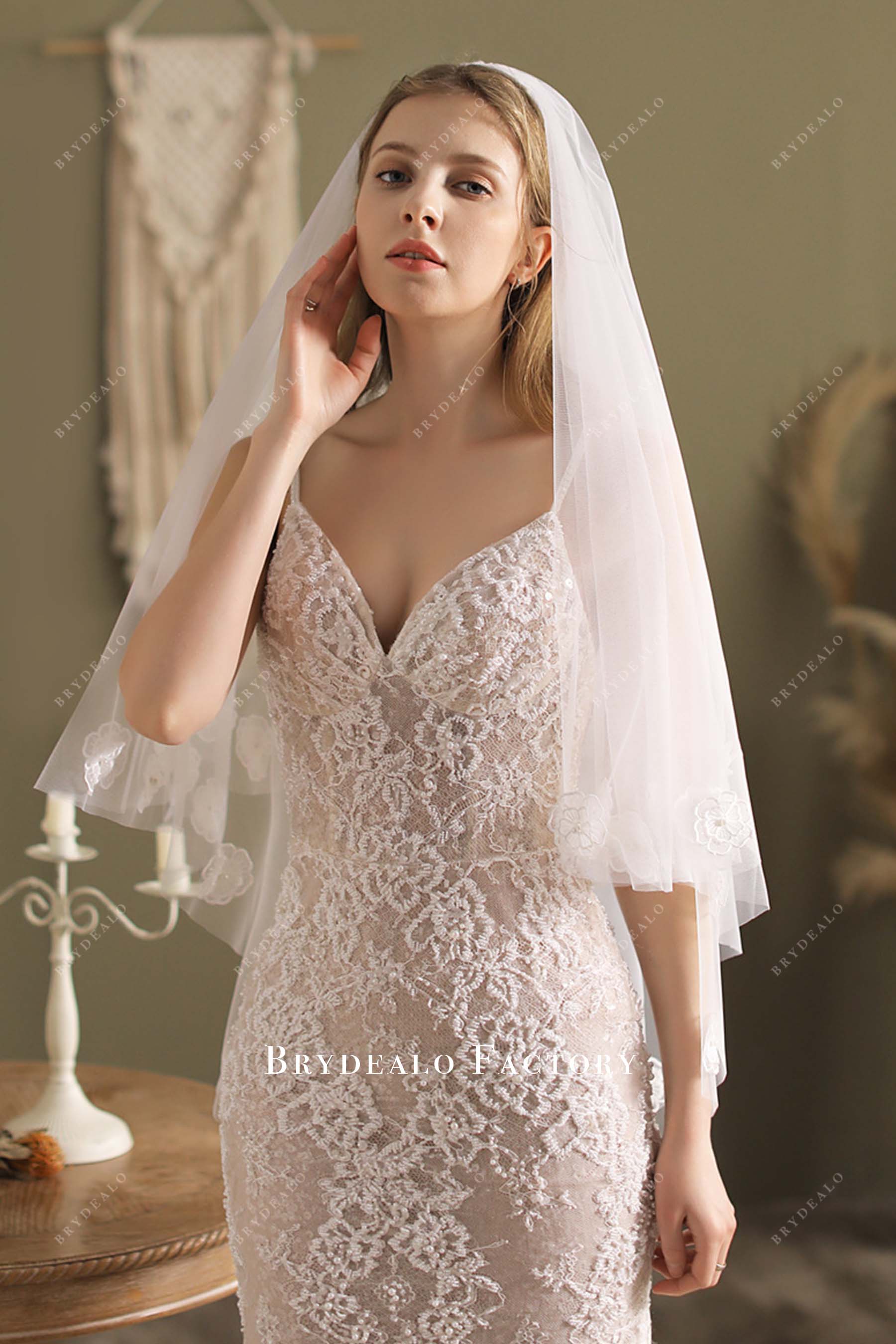 fingertip length bridal veil
