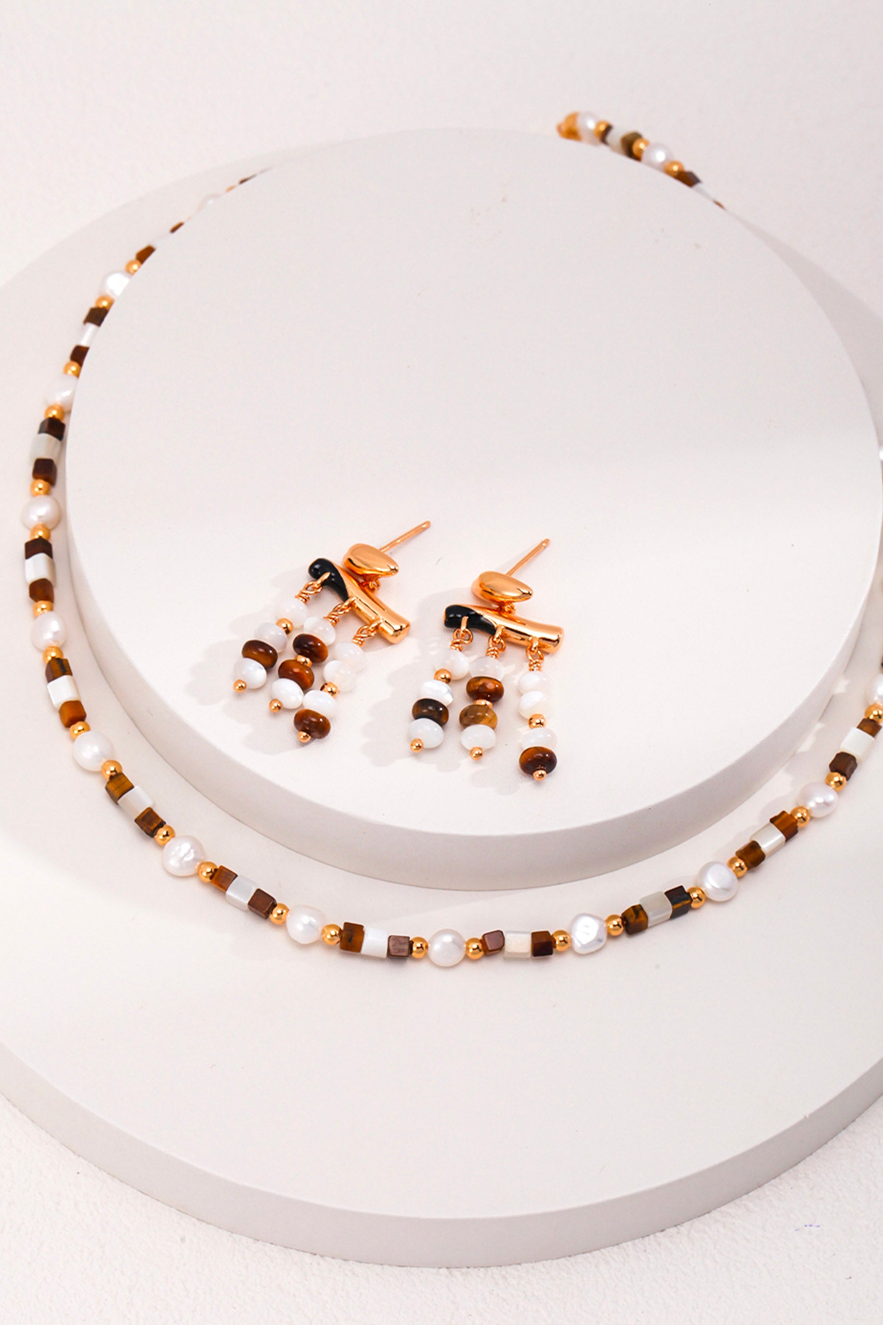 gold necklace pearls tiger eye gem stone