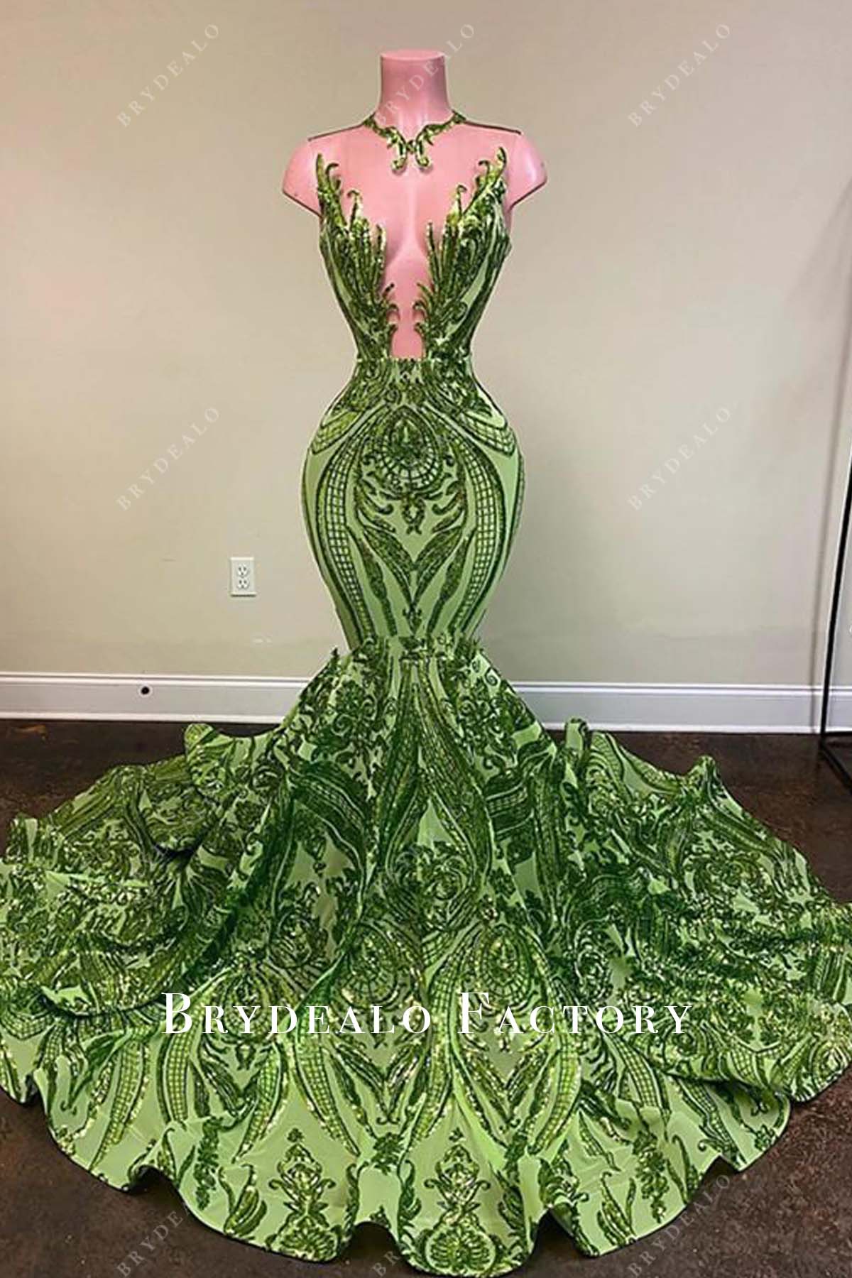 Grass Green Sequin Overlaid Olive Sleeveless Mermaid Prom Dress Grass Green Sequin Overlaid Olive Sleeveless Mermaid Prom Dress