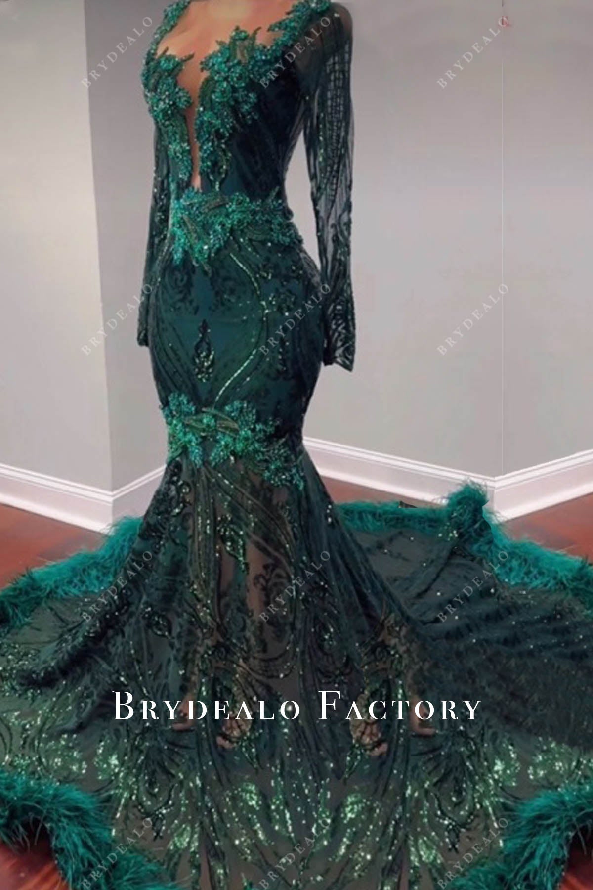 Unique Green Sequin Mermaid Long Sleeve Embellished Prom Dress Unique Green Sequin Mermaid Long Sleeve Embellished Prom Dress