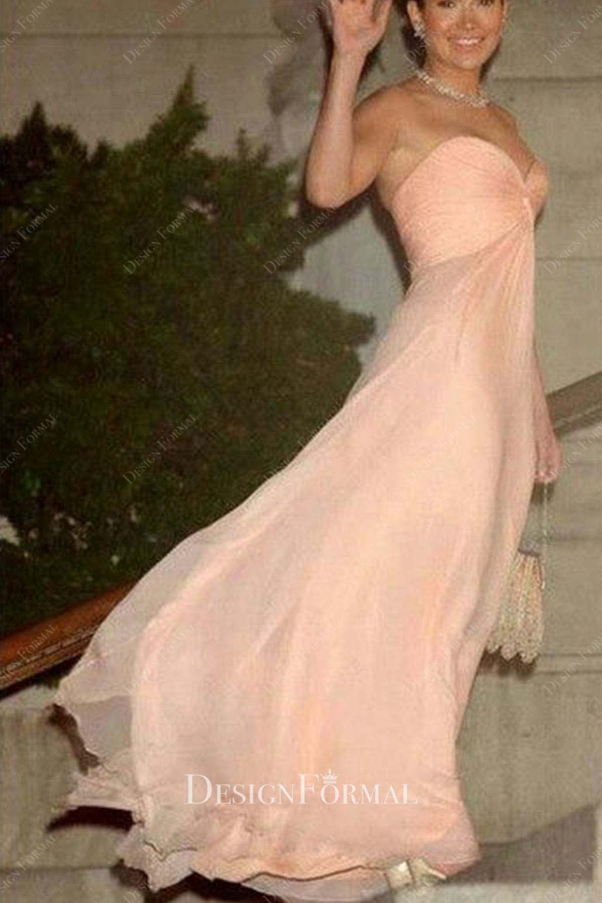 Jennifer lopez a line dress in the movie maid in manhattan