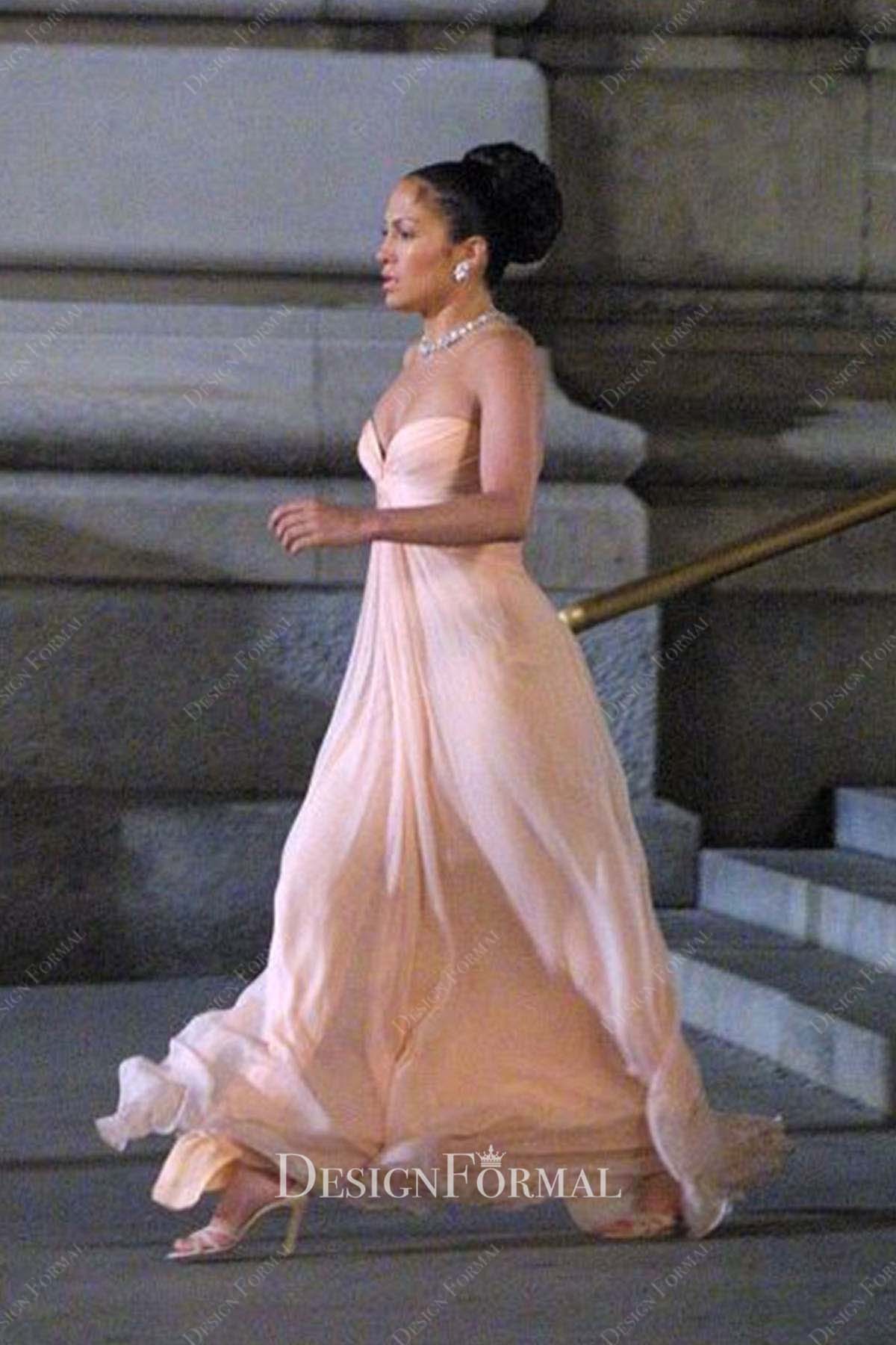 Jennifer lopez sweetheart neck dress in the movie maid in manhattan