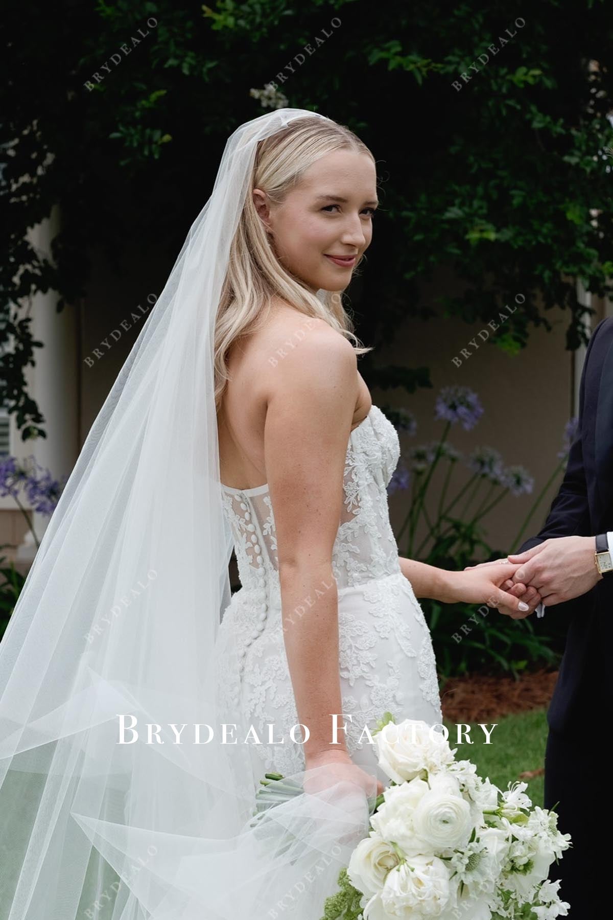 lace buttons back wedding dress