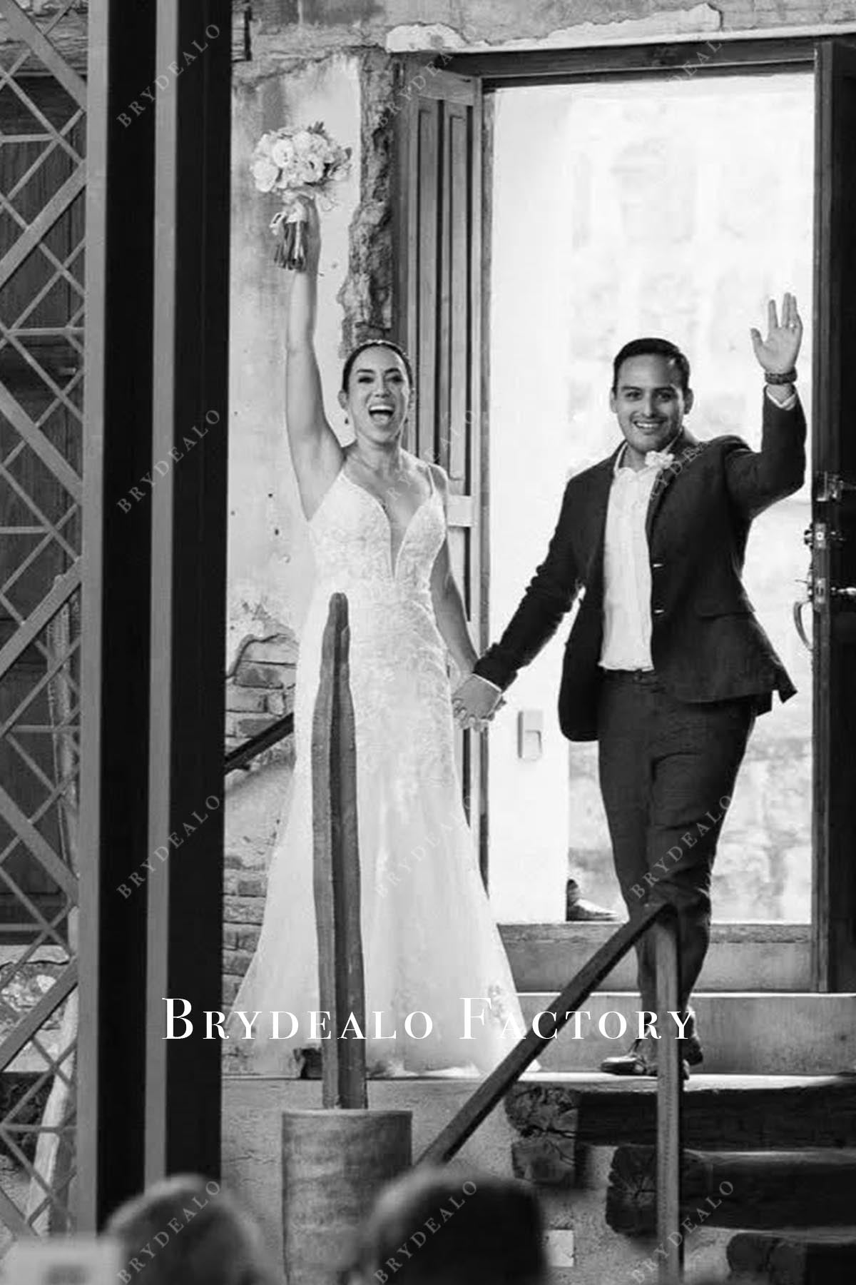 lace mermaid wedding dress