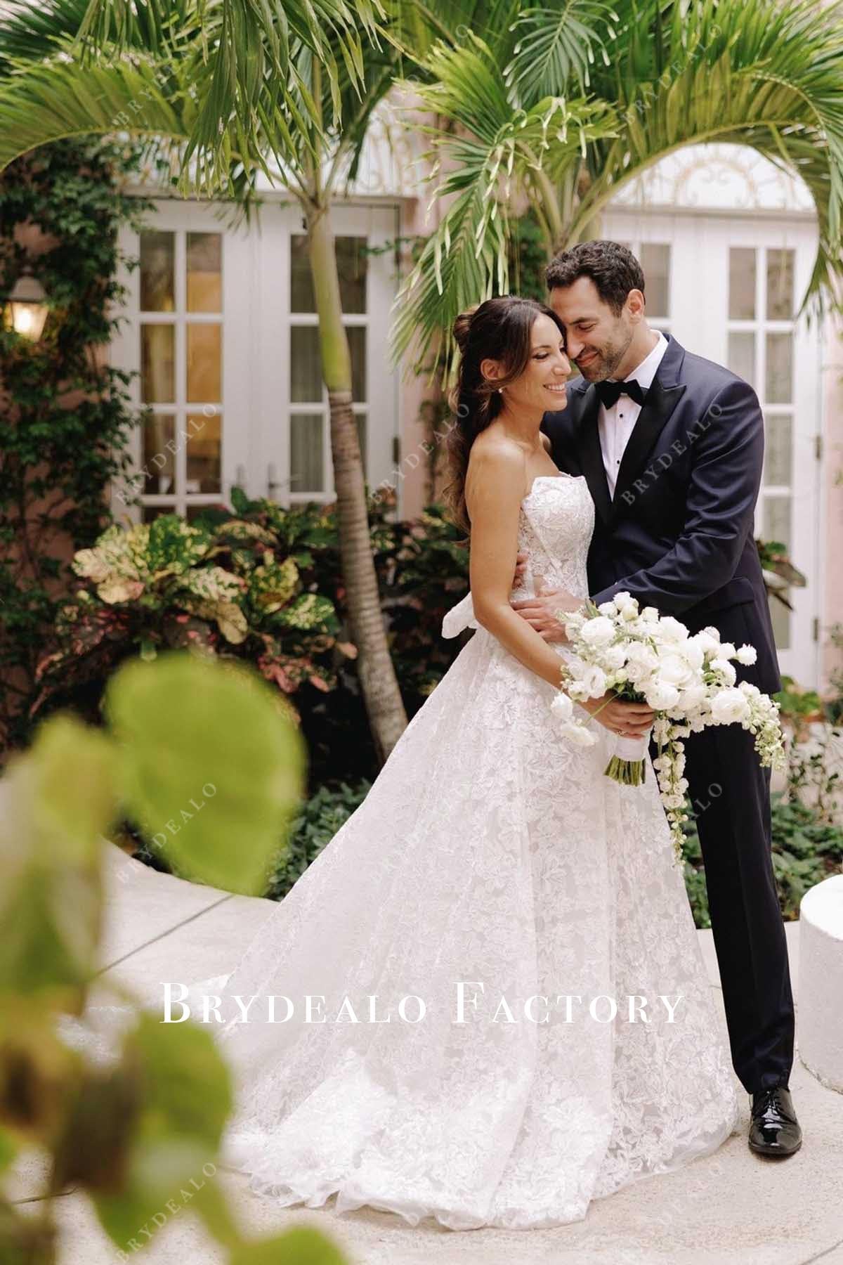 lace scoop neck long train wedding dress