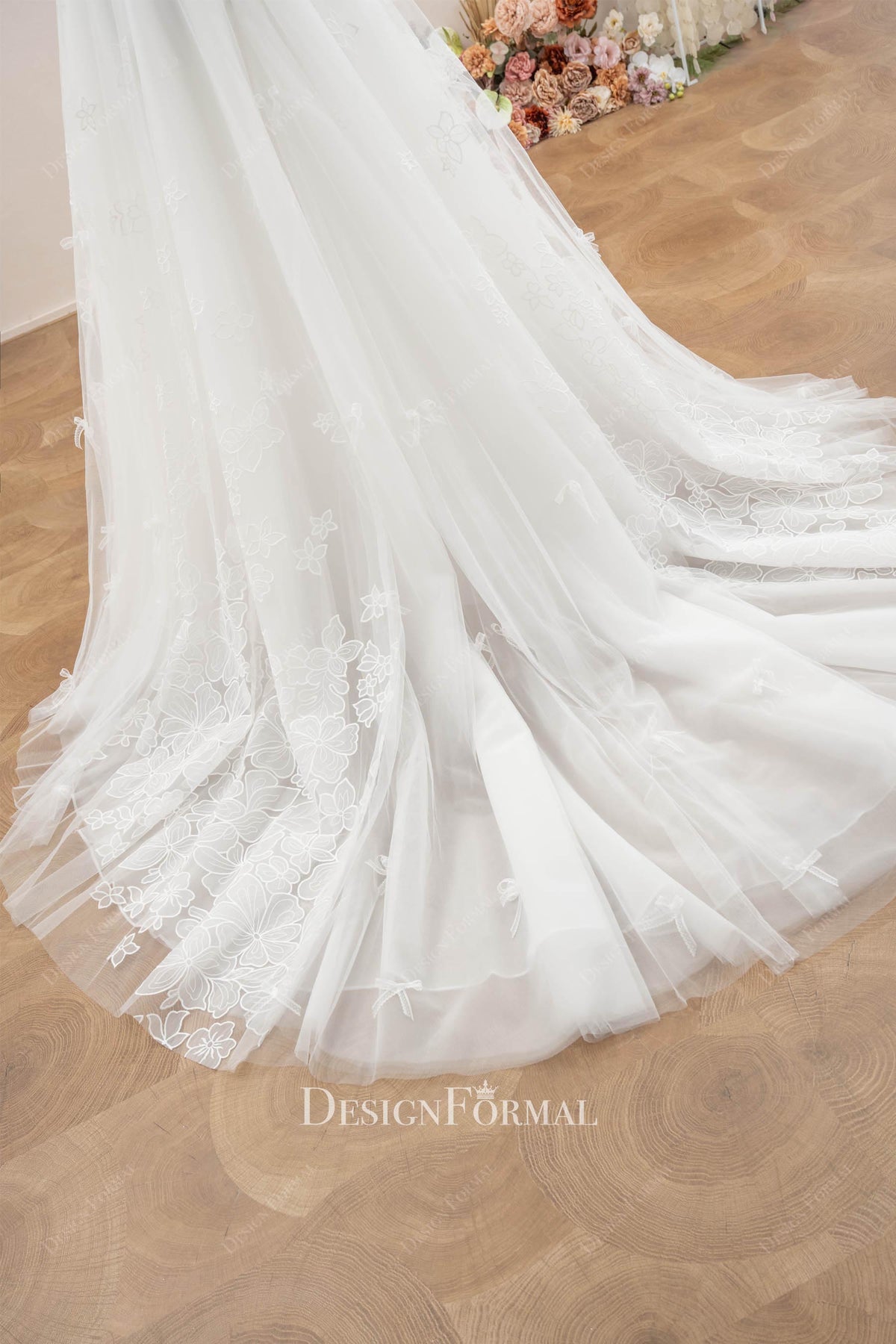 lace tulle long train wedding dress