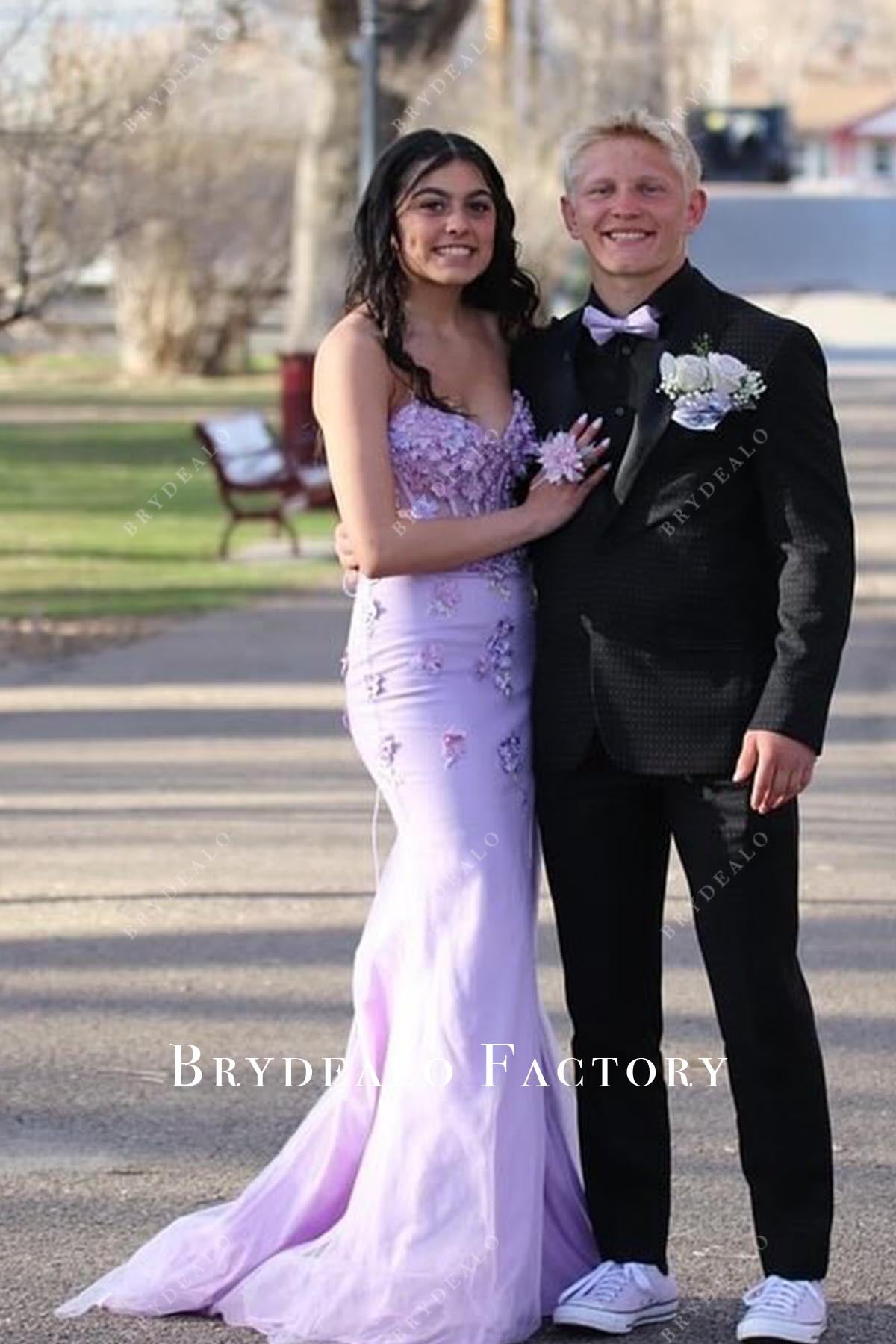 Lilac Lace Appliques Strapless Mermaid Prom Dress