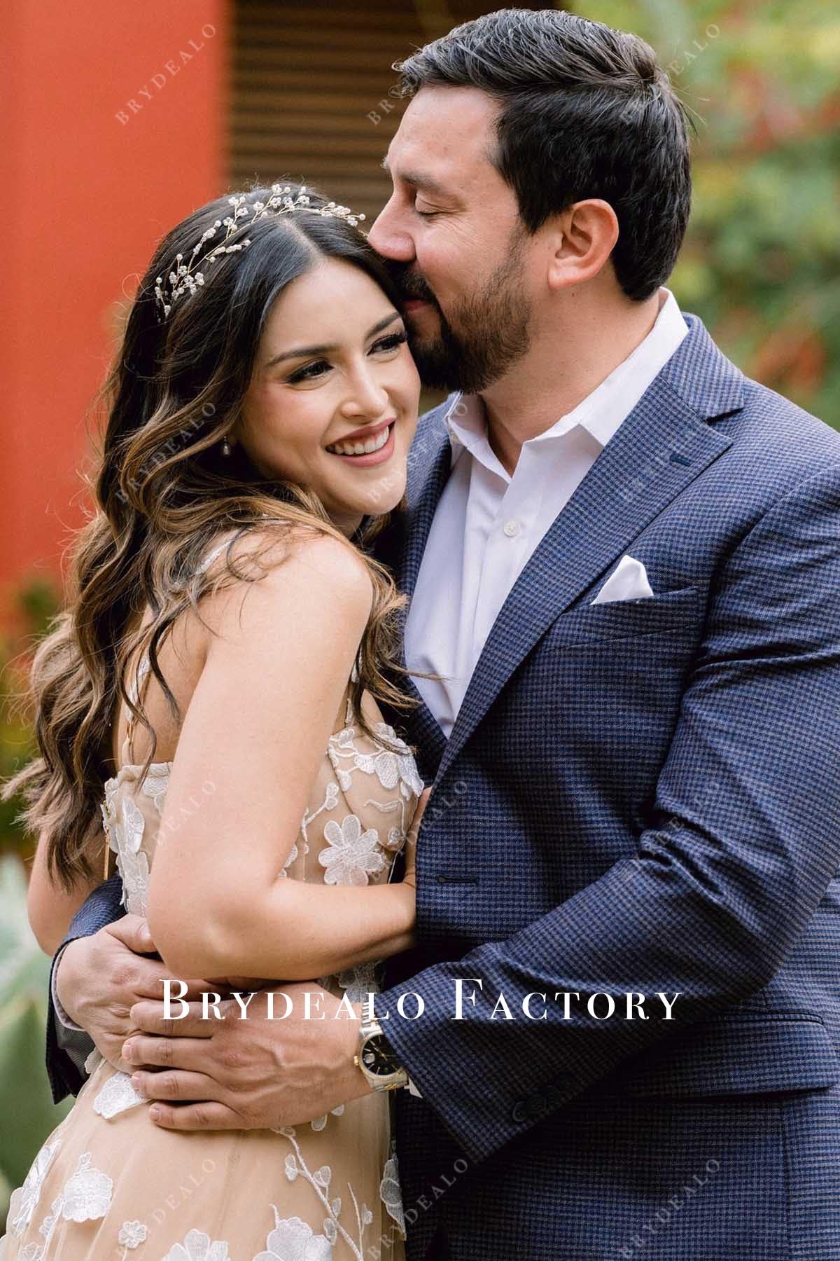 nude lace sleeveless wedding dress