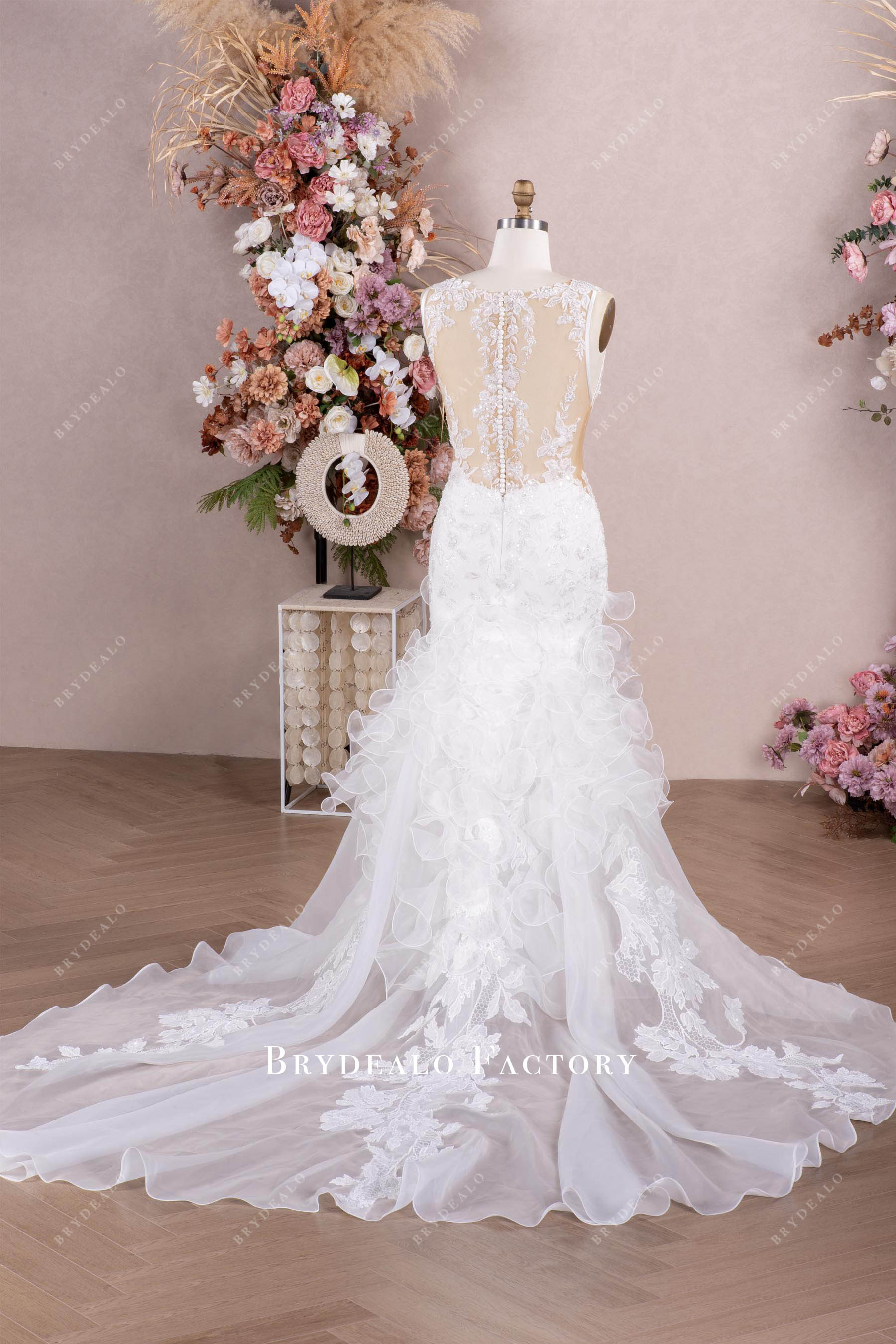 organza long train fall wedding gown