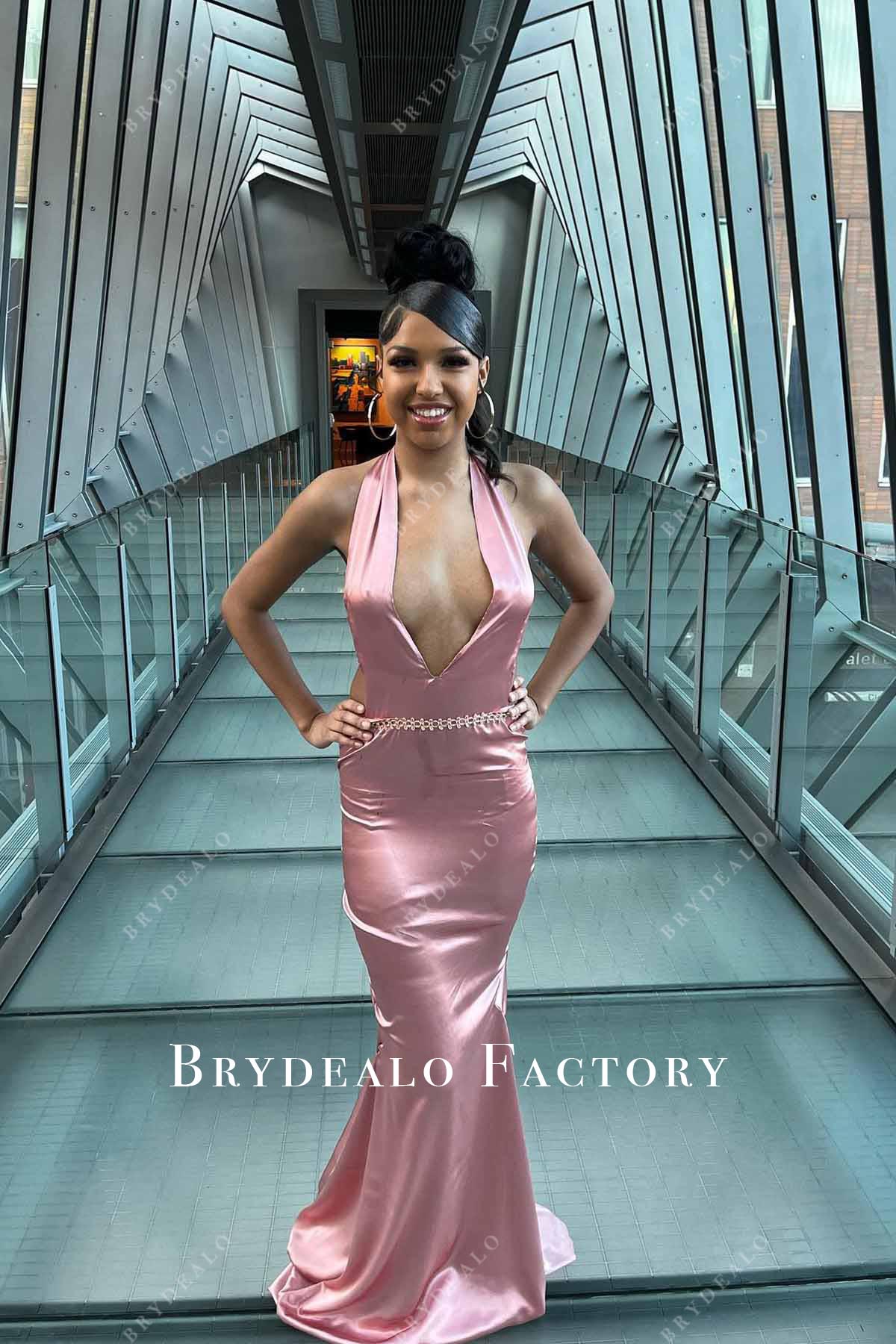 Sexy Pink Halter Plunging Mermaid Prom Dress Sexy Pink Halter Plunging Mermaid Prom Dress
