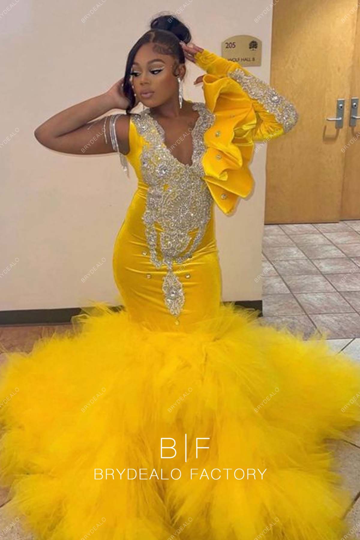 Sparkly Rhinestone Yellow Velvet One Shoulder Tulle Trumpet Prom Dress Sparkly Rhinestone Yellow Velvet One Shoulder Tulle Trumpet Prom Dress
