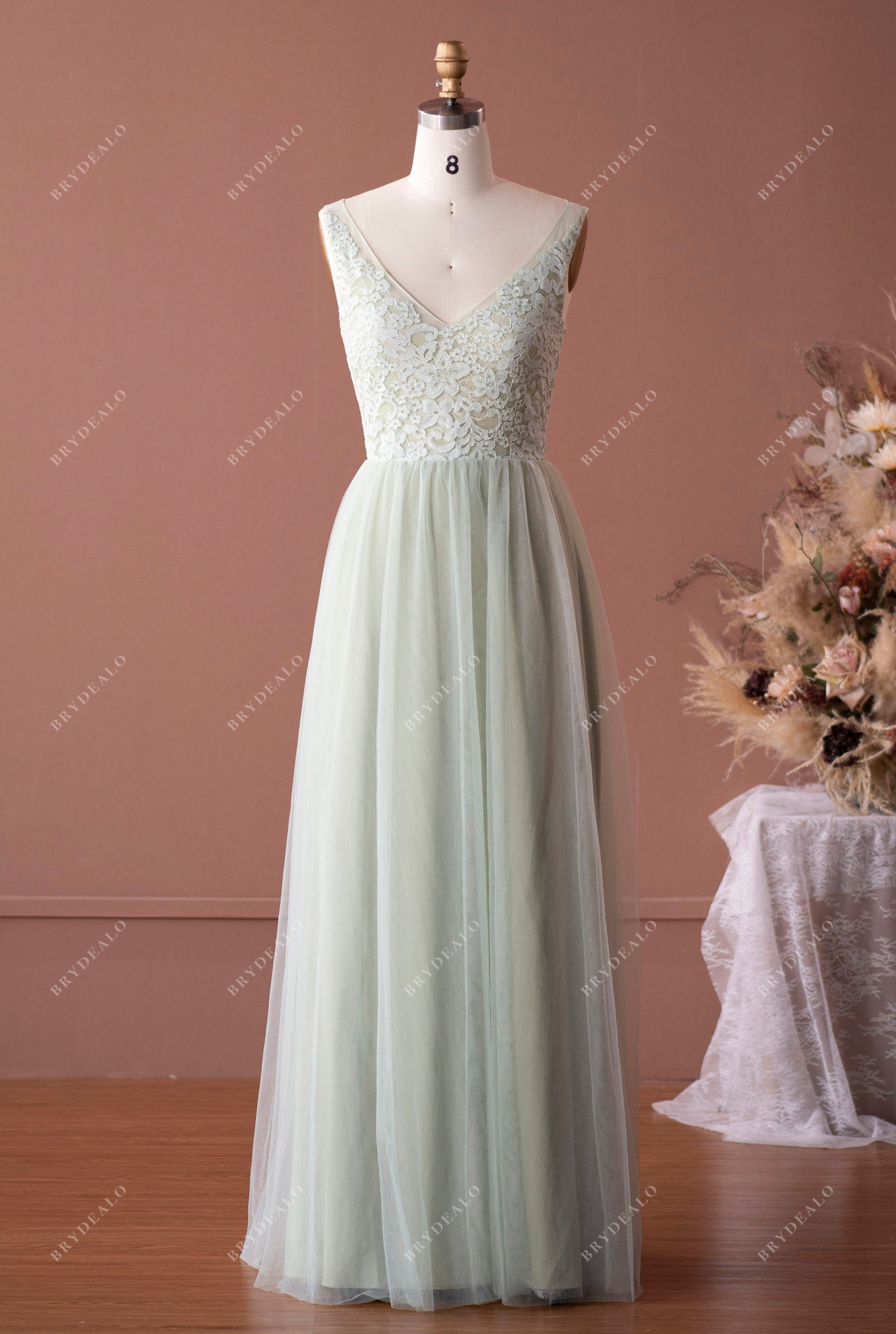 Sample Sale | Sage Green Lace Tulle Keyhole Bridesmaid Dress Sample Sale | Sage Green Lace Tulle Keyhole Bridesmaid Dress