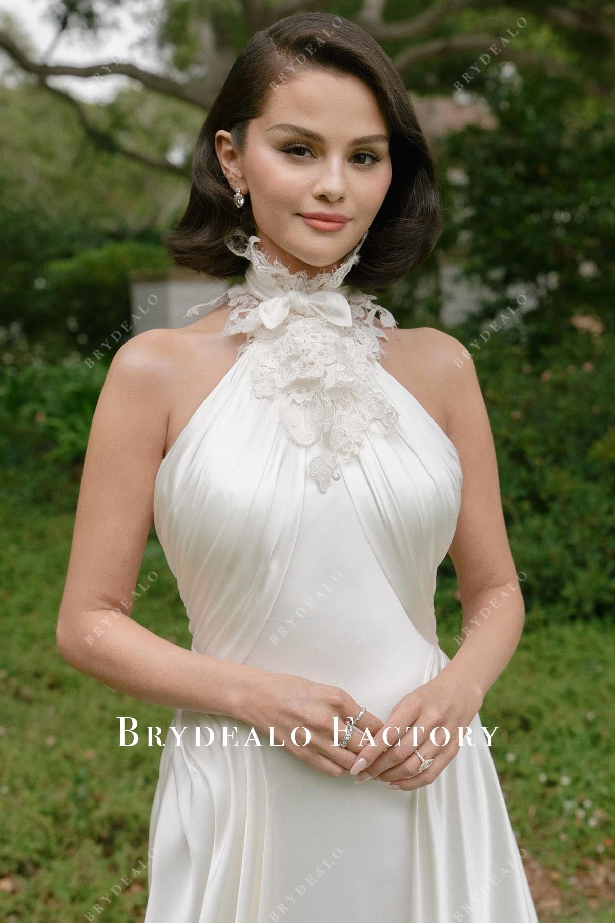 Selena Gomez 2025 White Satin Halter 1st Wedding Dress, White / Dress+Veil Selena Gomez 2025 White Satin Halter 1st Wedding Dress, White / Dress+Veil