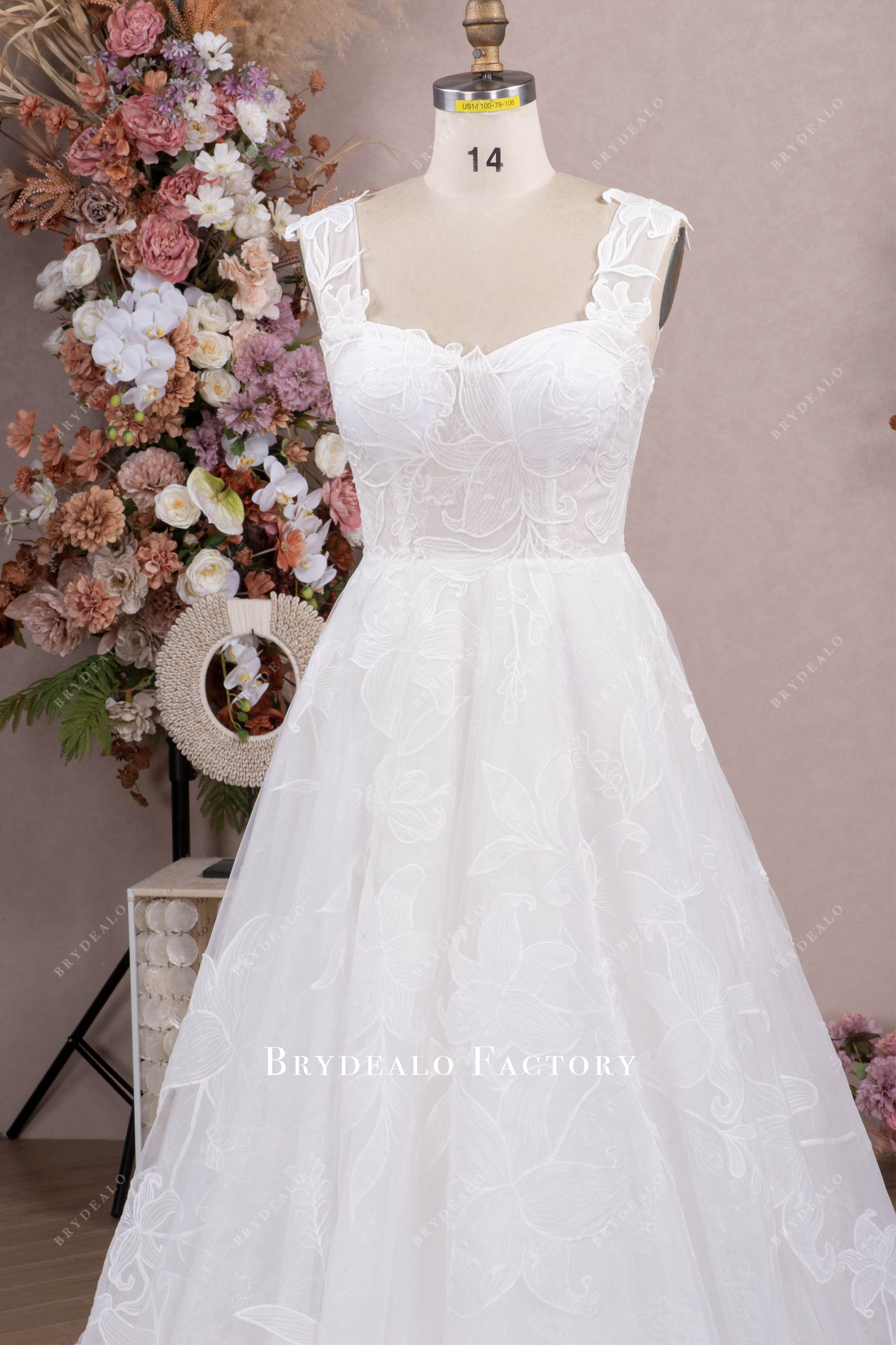 semi sweetheart wedding gown
