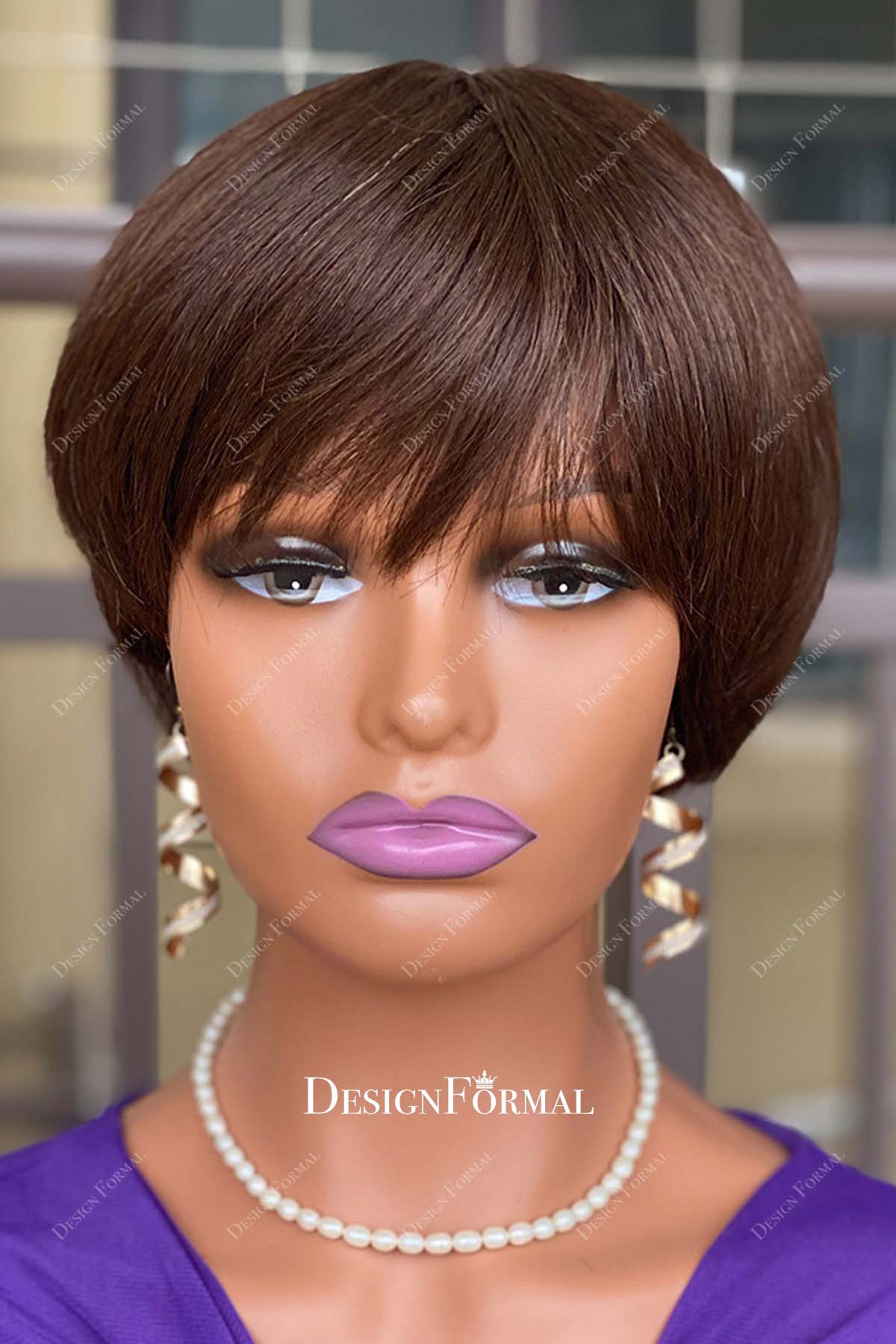 short brown wig