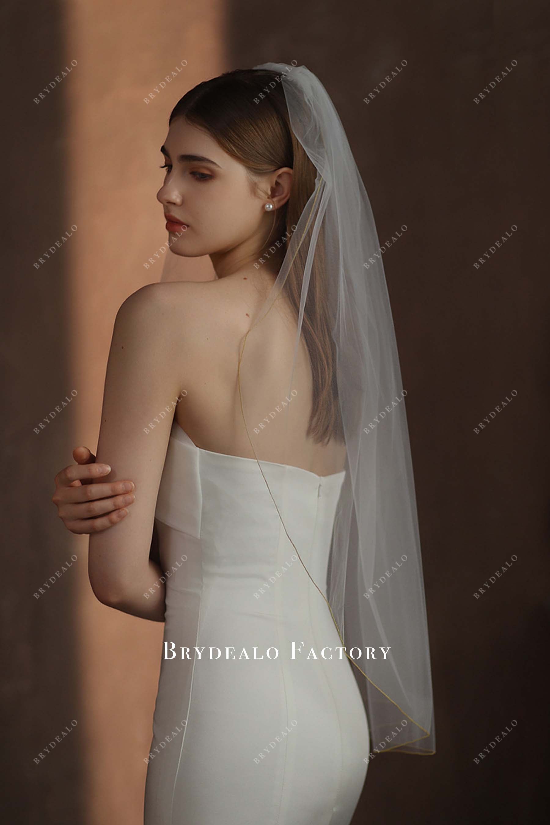 simple tulle bridal veil