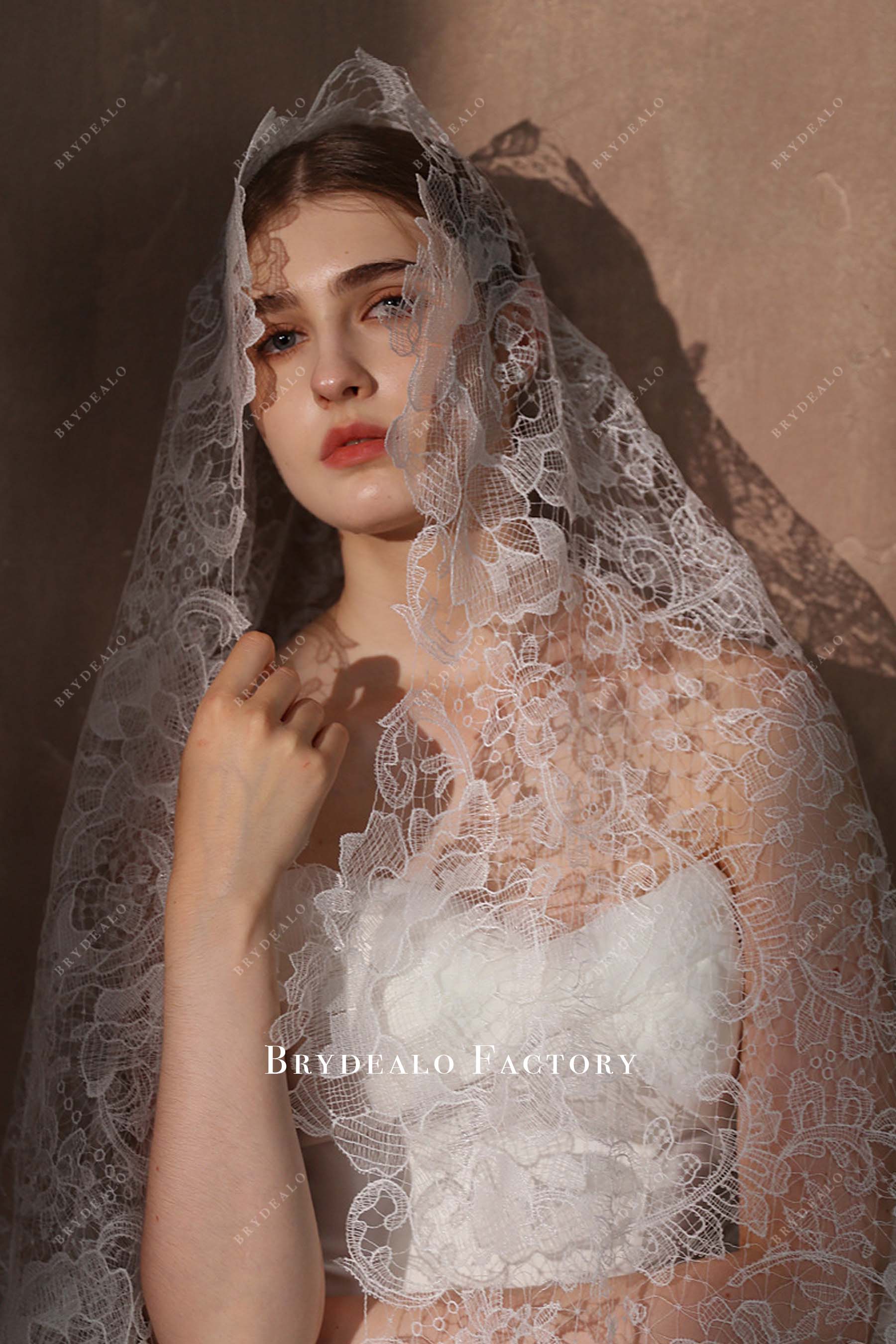 wedding dress and veil One Tier Vintage Lace Designer Waltz Length Bridal Veil, White / Waltz (150cm)