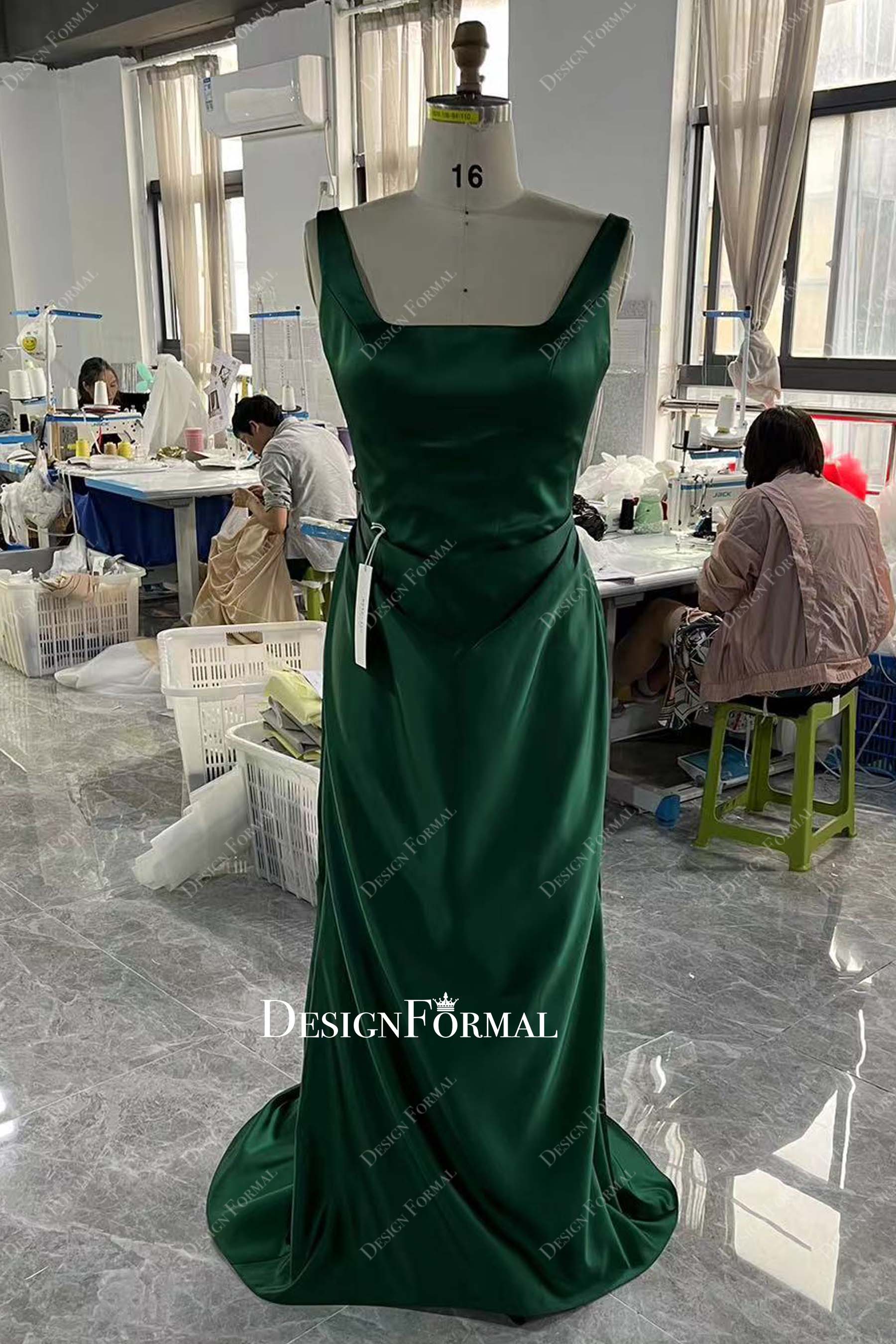 Custom Dark Green Satin Square Neck Sleeveless Formal Bridal Dress Custom Dark Green Satin Square Neck Sleeveless Formal Bridal Dress