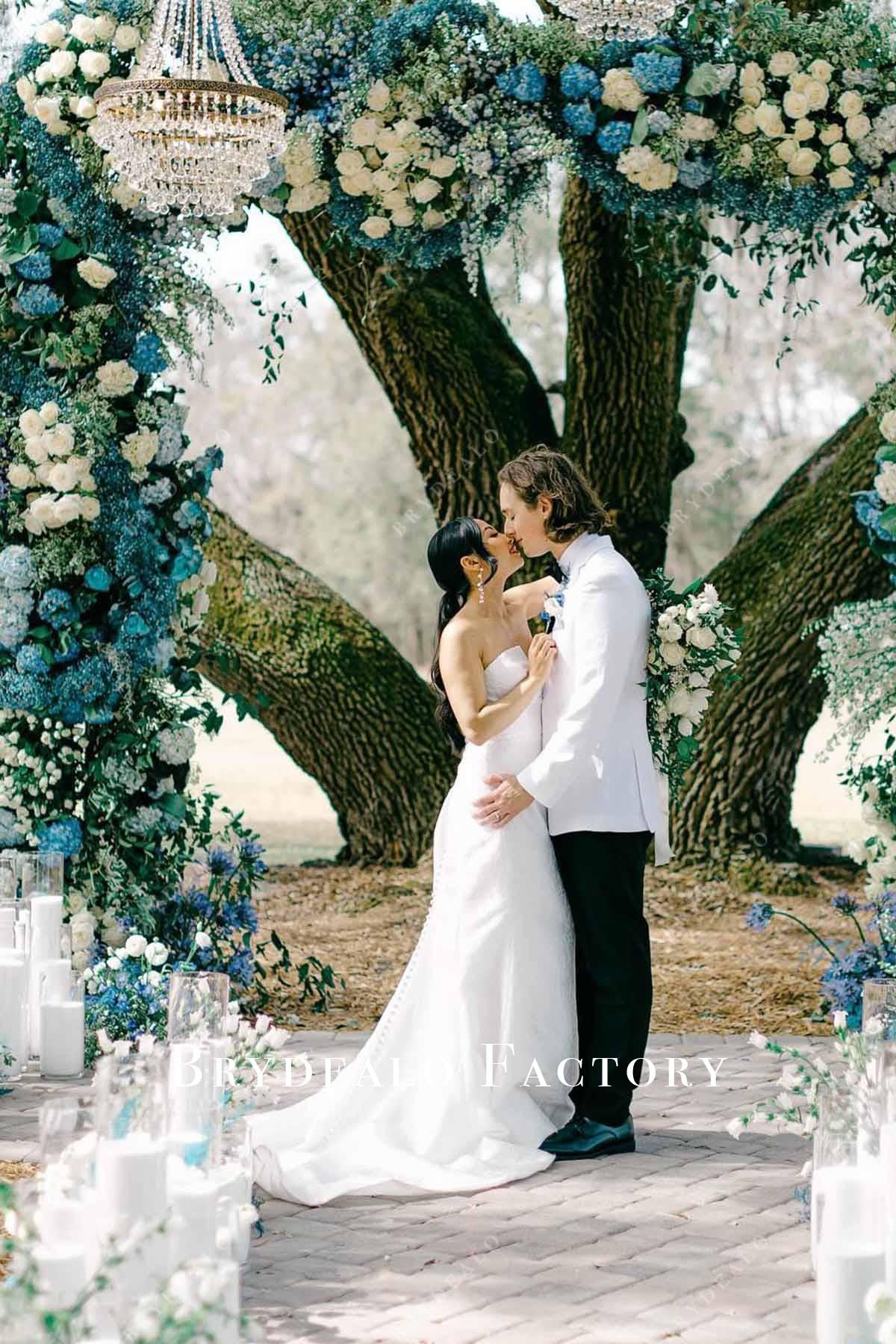 strapless mermaid wedding dress