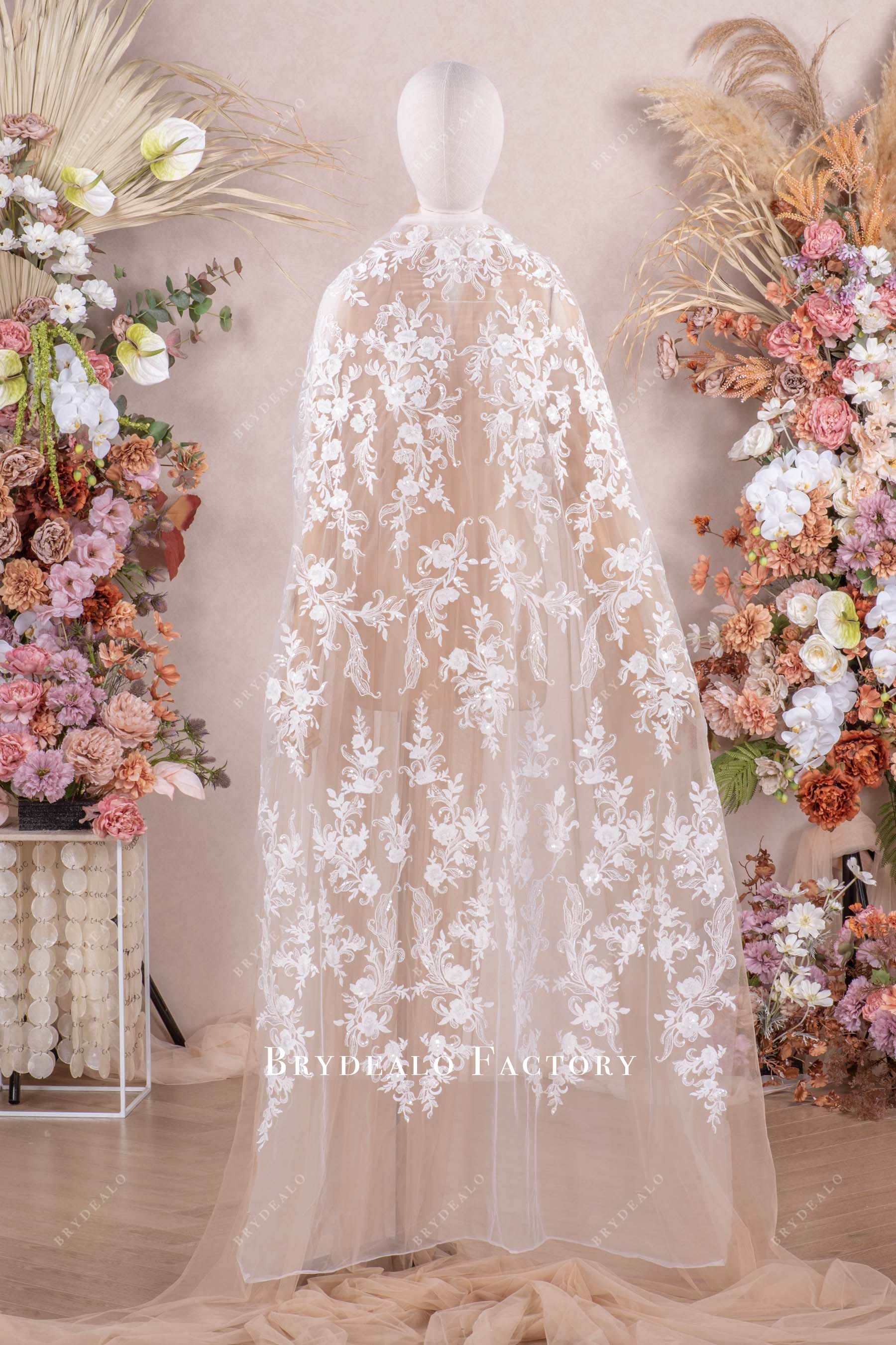 symmetric flower lace fabric