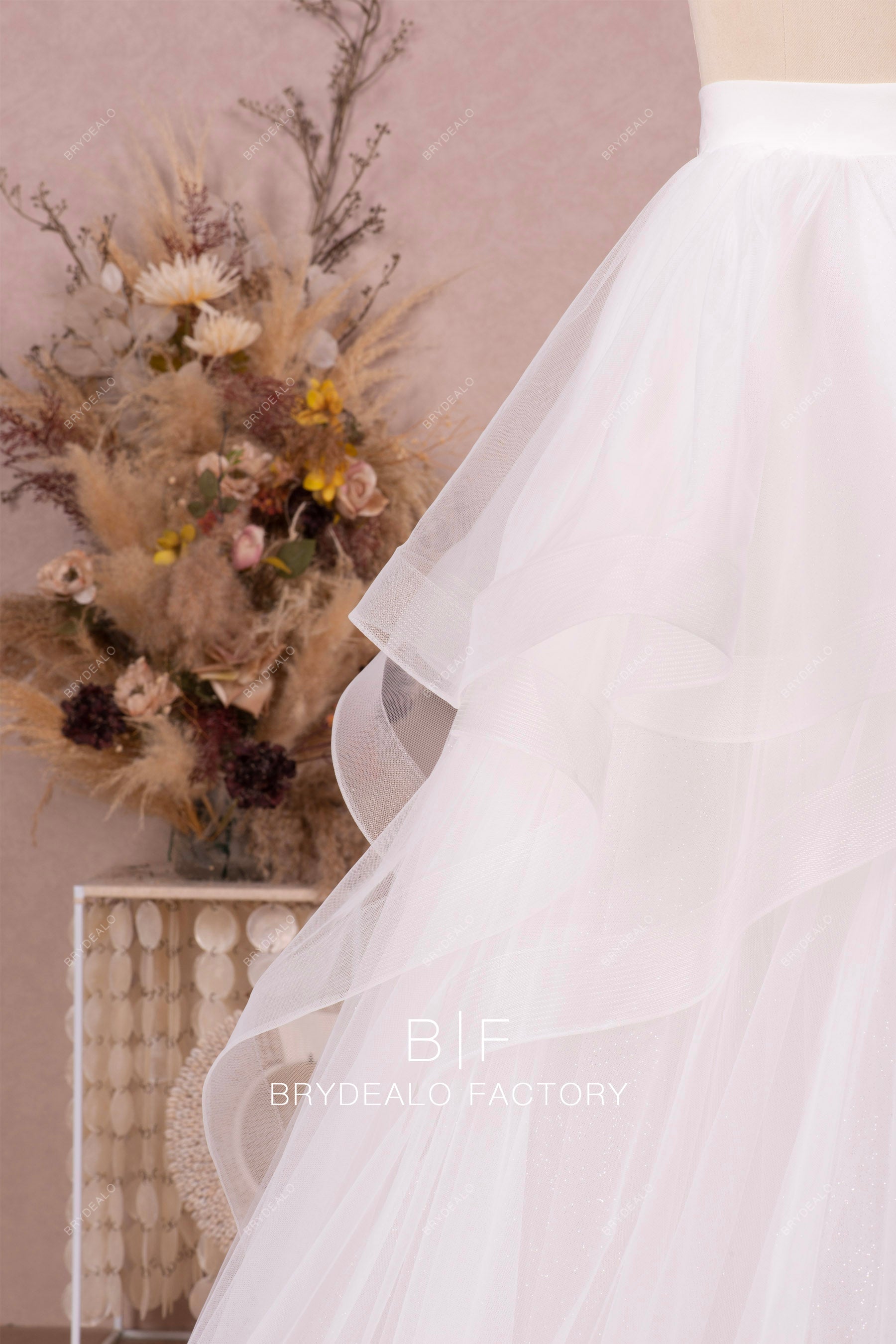 horsehair A-line white wedding skirt