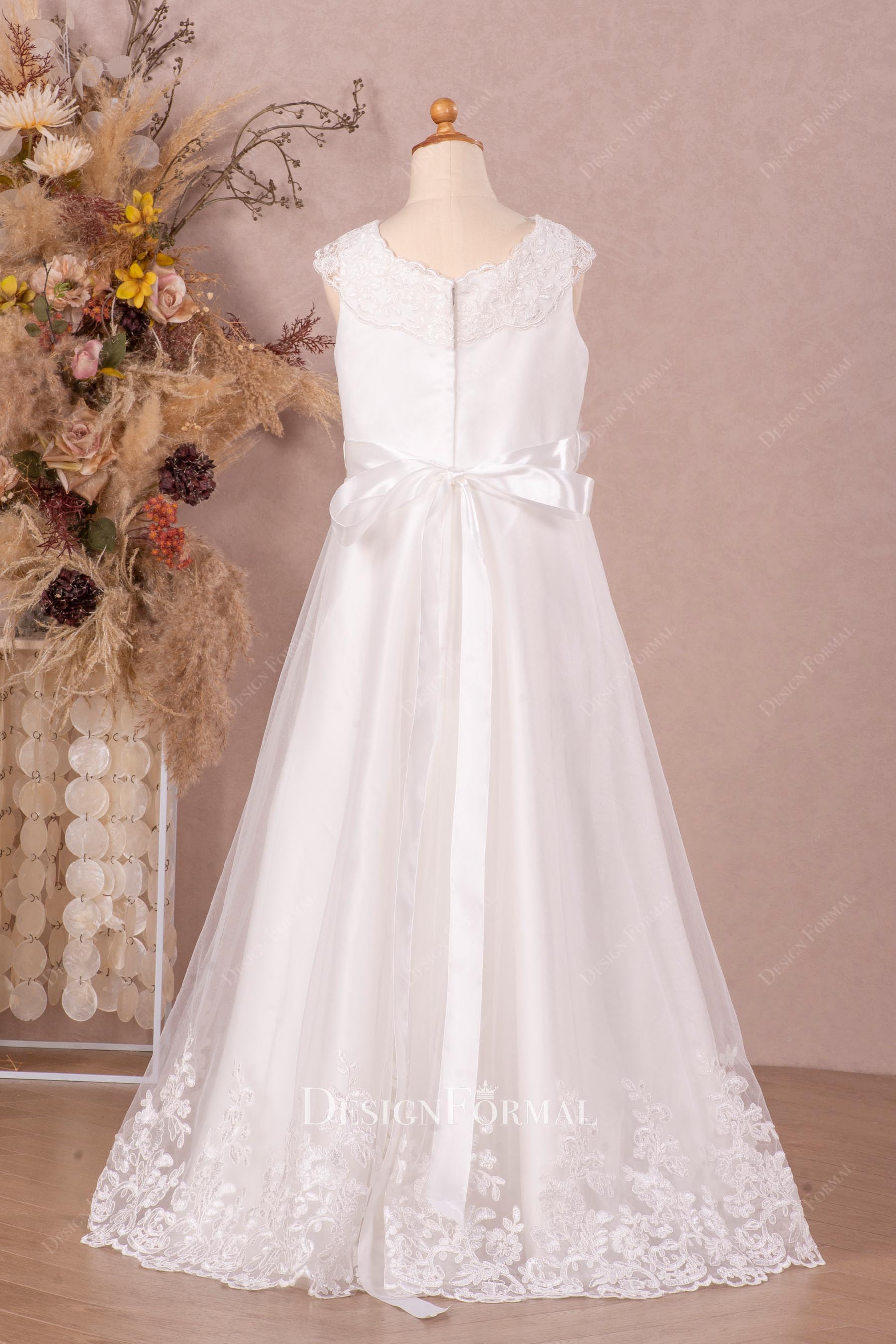 white lace appliques a line flower girl dress