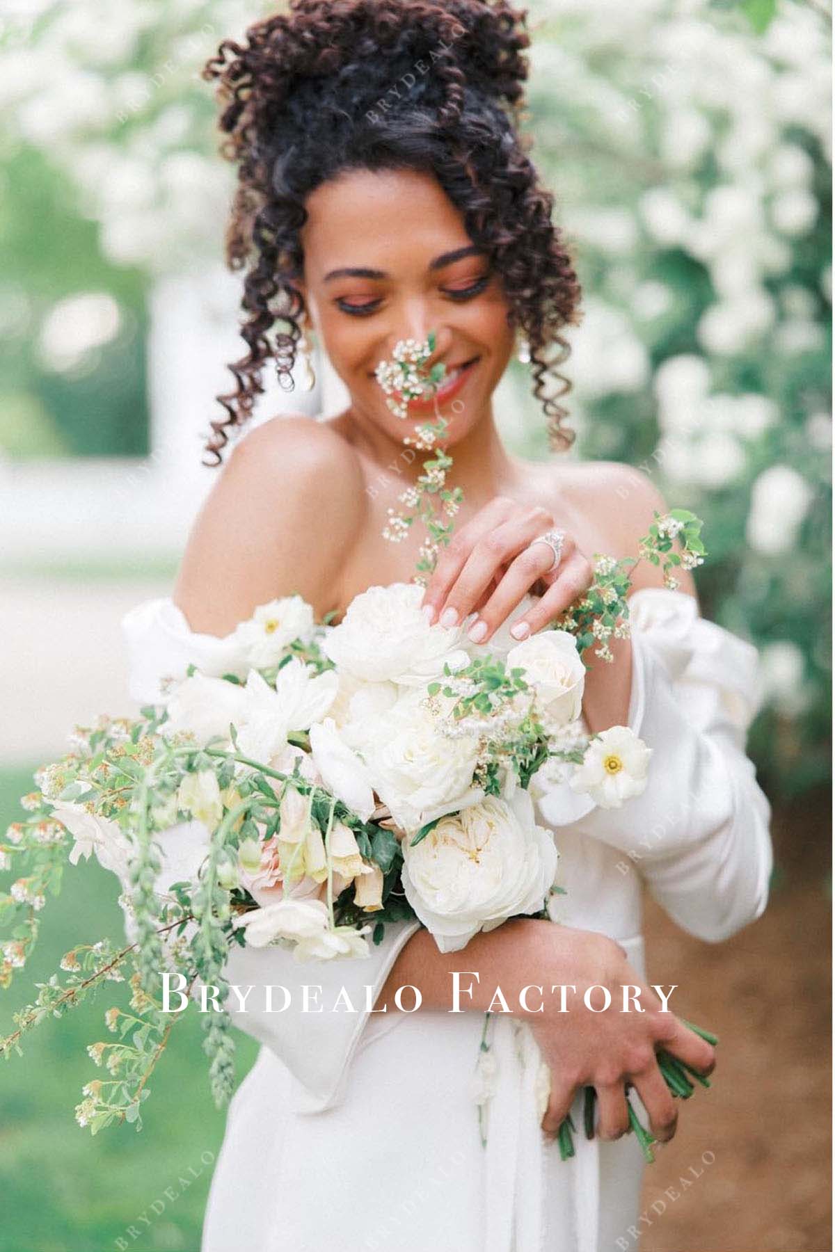 white long sleeves mermaid wedding dress