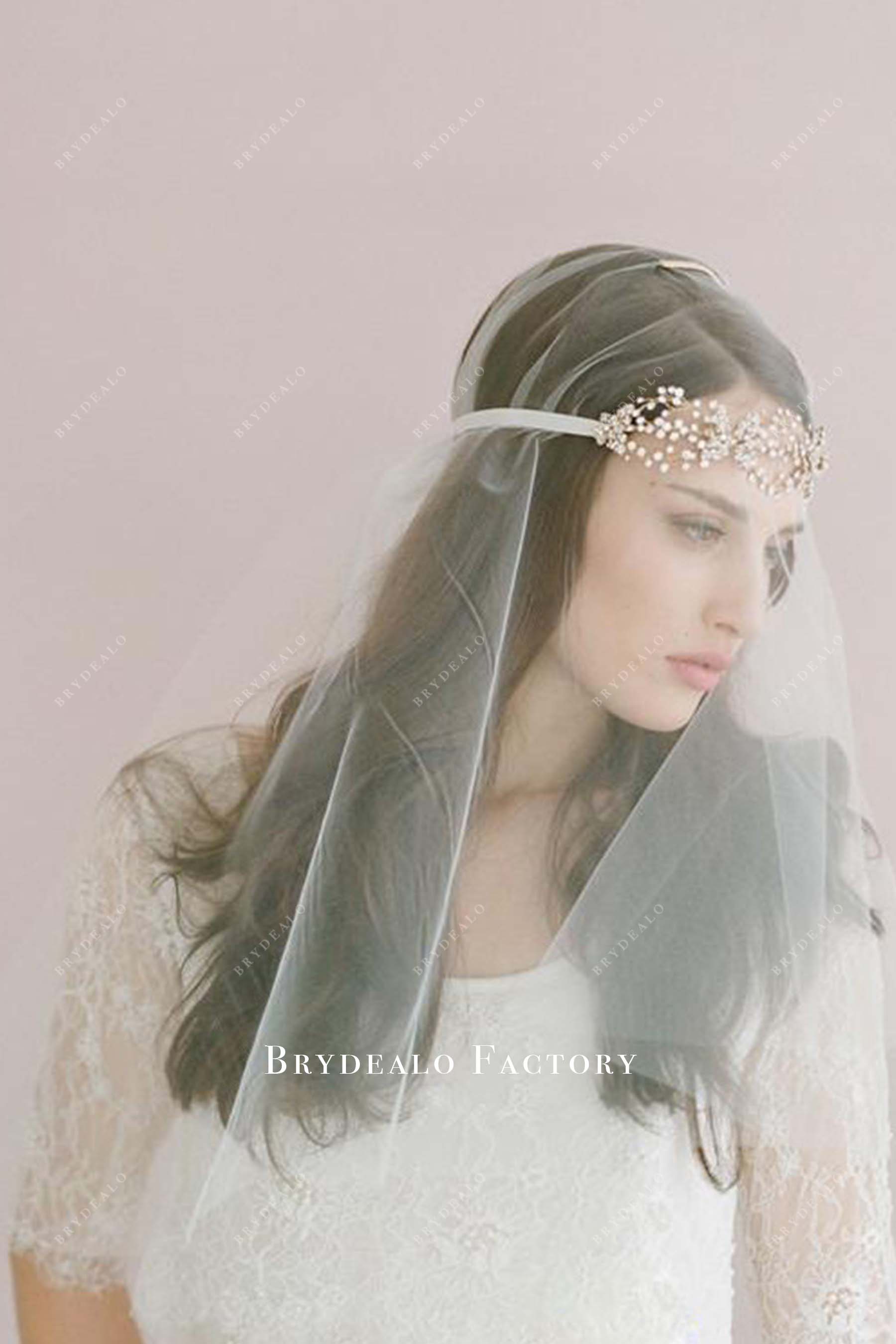 white tulle headpiece bridal veil