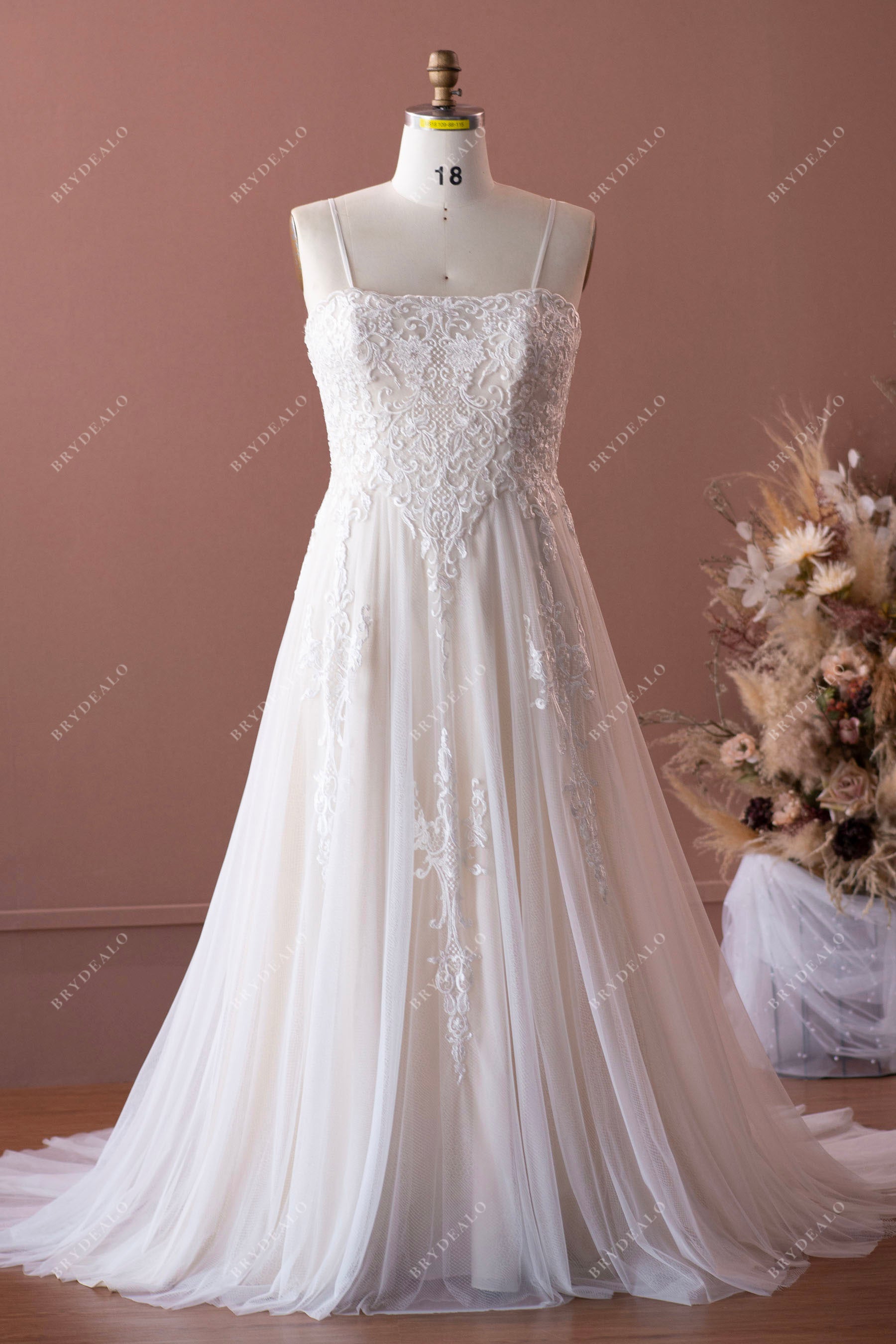 Plus Size Spaghetti Strap Stylish Lace A-line Champagne Bridal Dress, White Plus Size Spaghetti Strap Stylish Lace A-line Champagne Bridal Dress, White