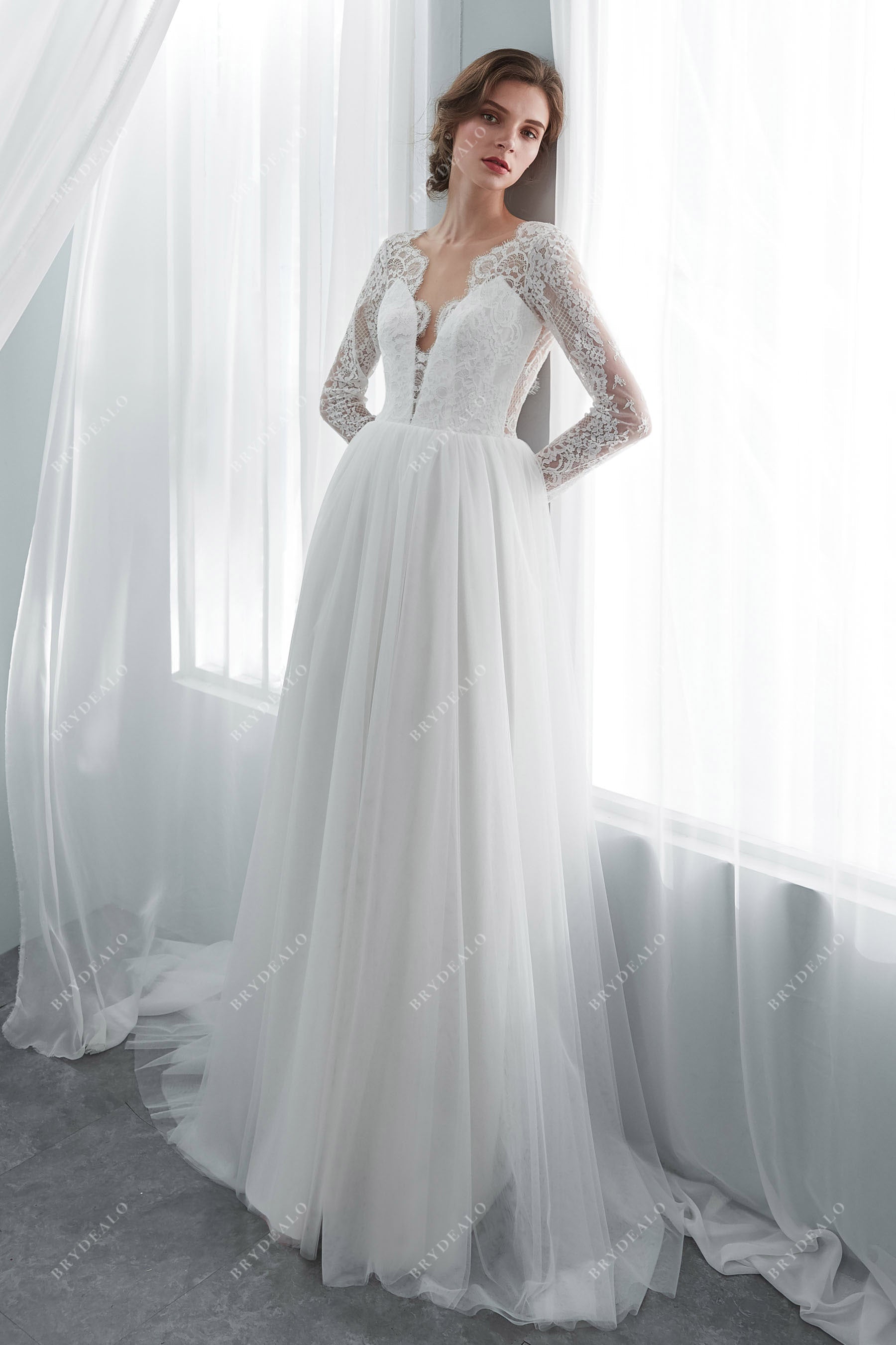 Boho Lace Illusion Long Sleeve Scallop Neck Summer Wedding Dress Boho Lace Illusion Long Sleeve Scallop Neck Summer Wedding Dress