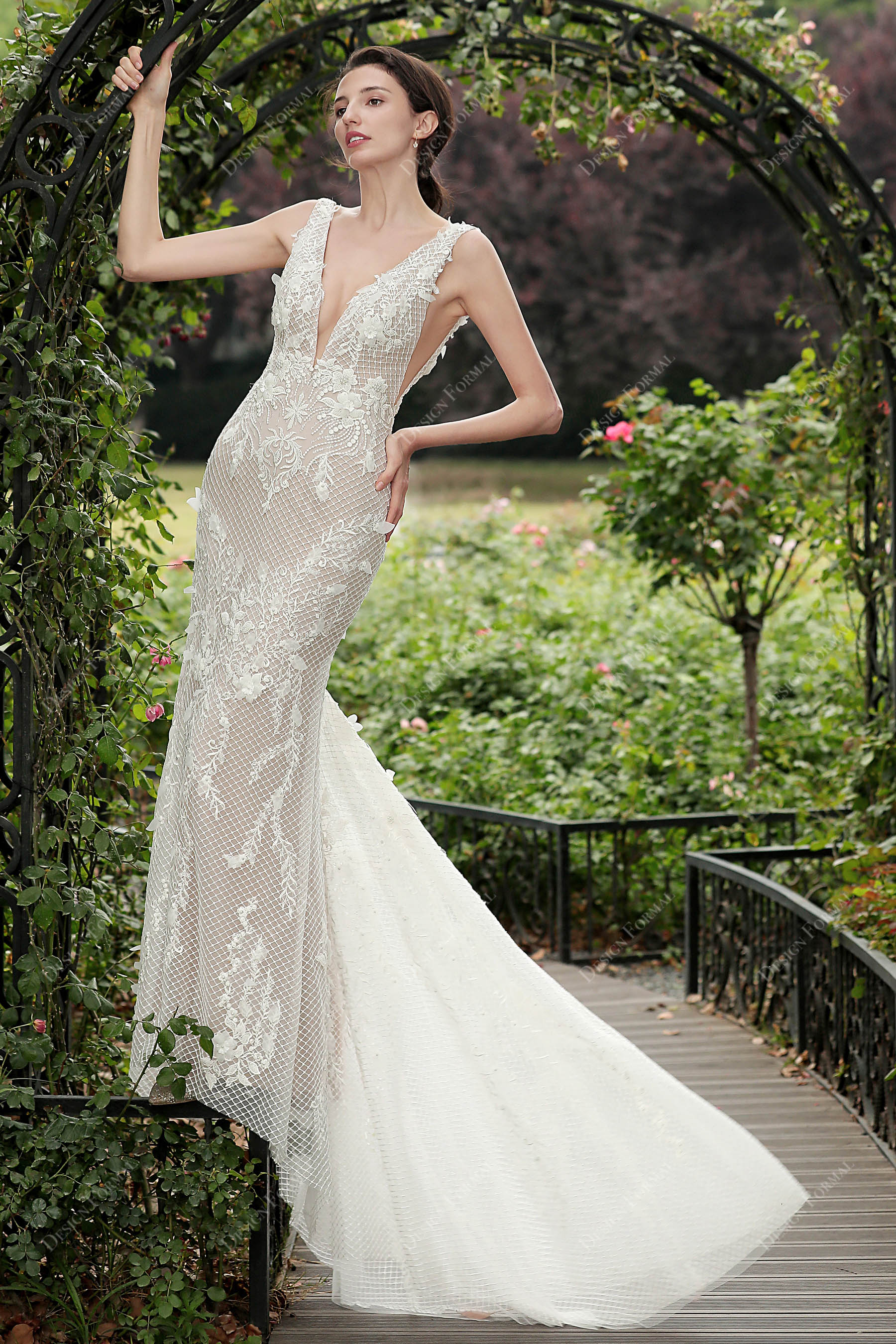 V-neck Lace Mermaid Dress