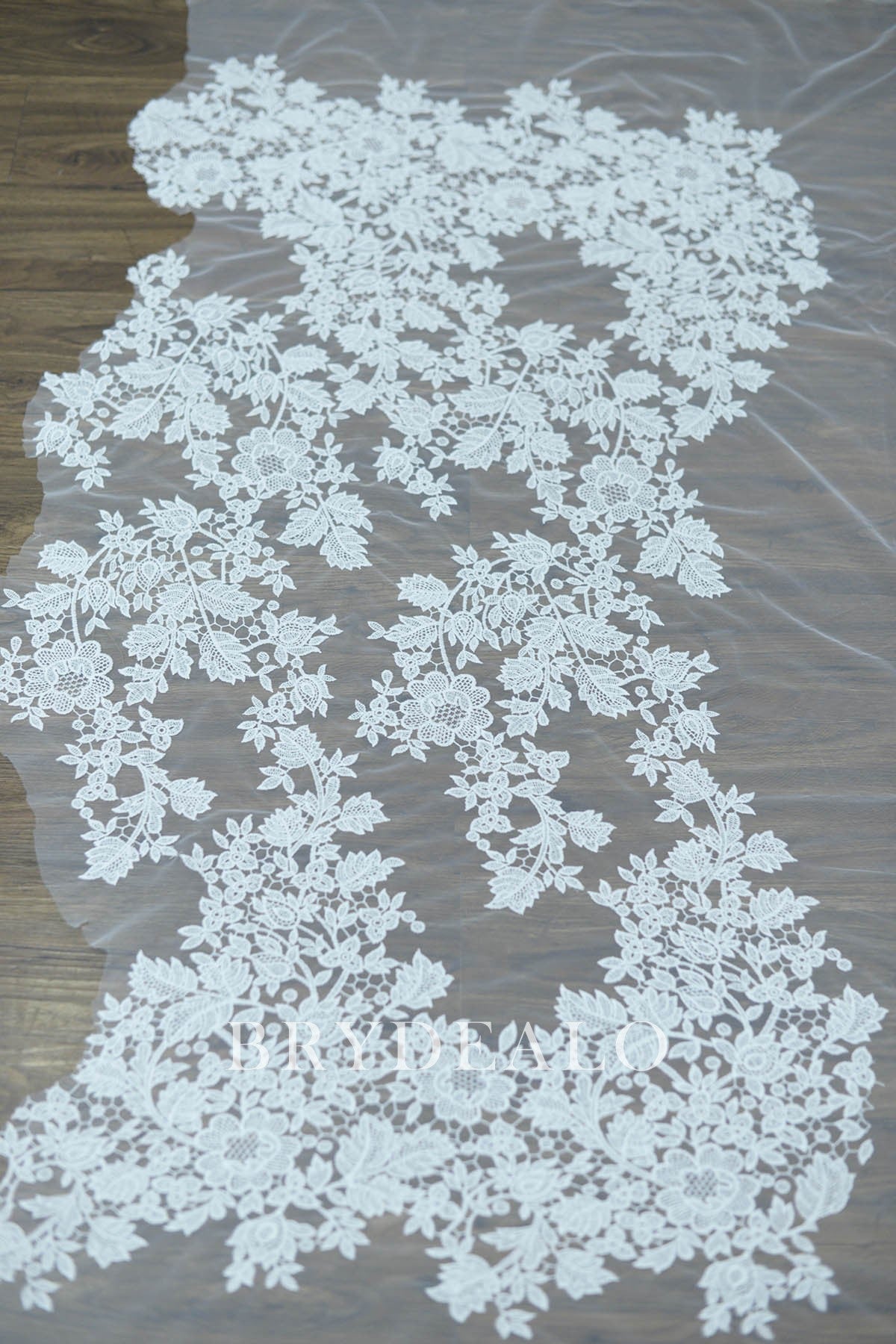 Trendy Floral Lace Fabric Online