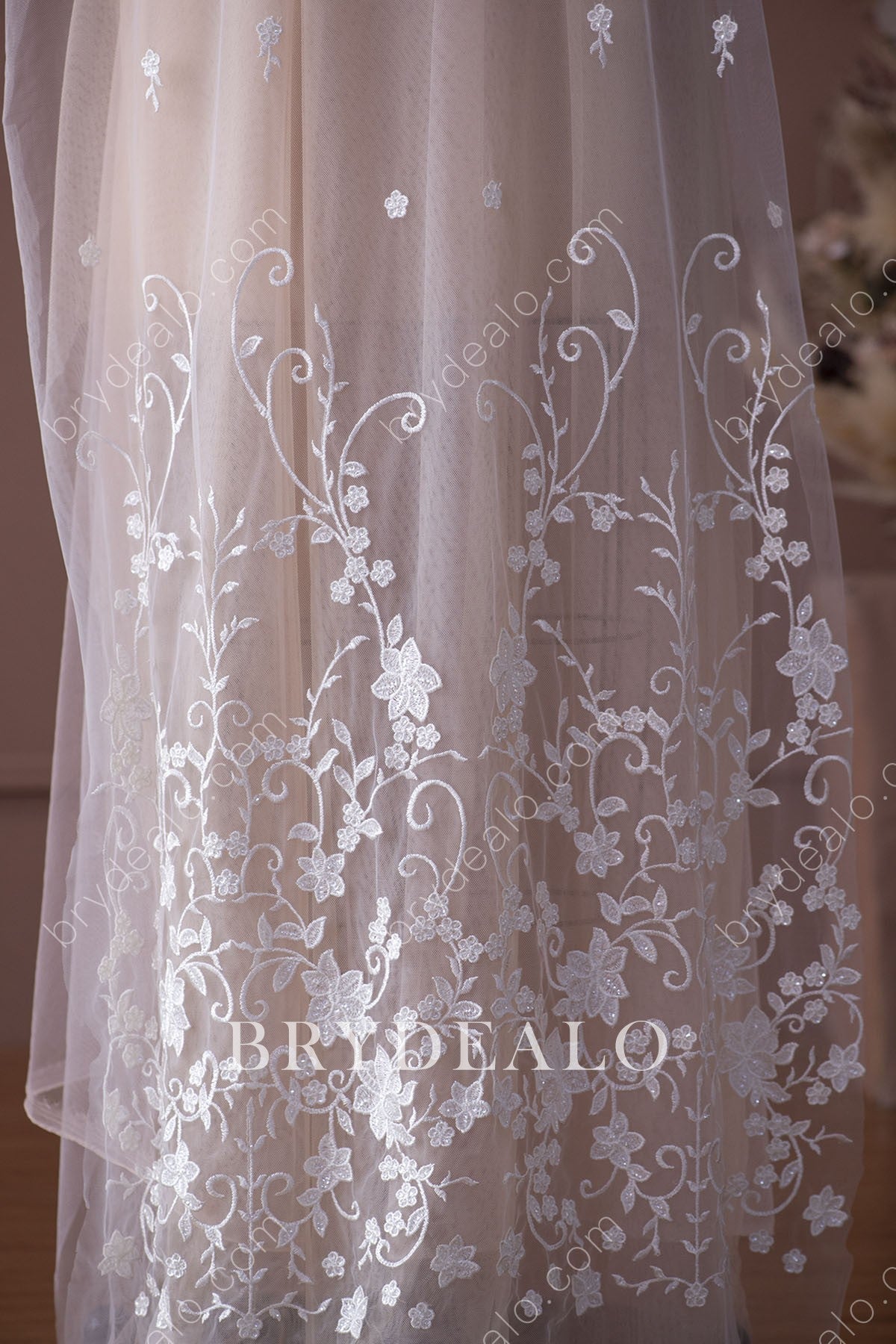 High Quality Classy Sequined Flower Bridal Lace Fabric