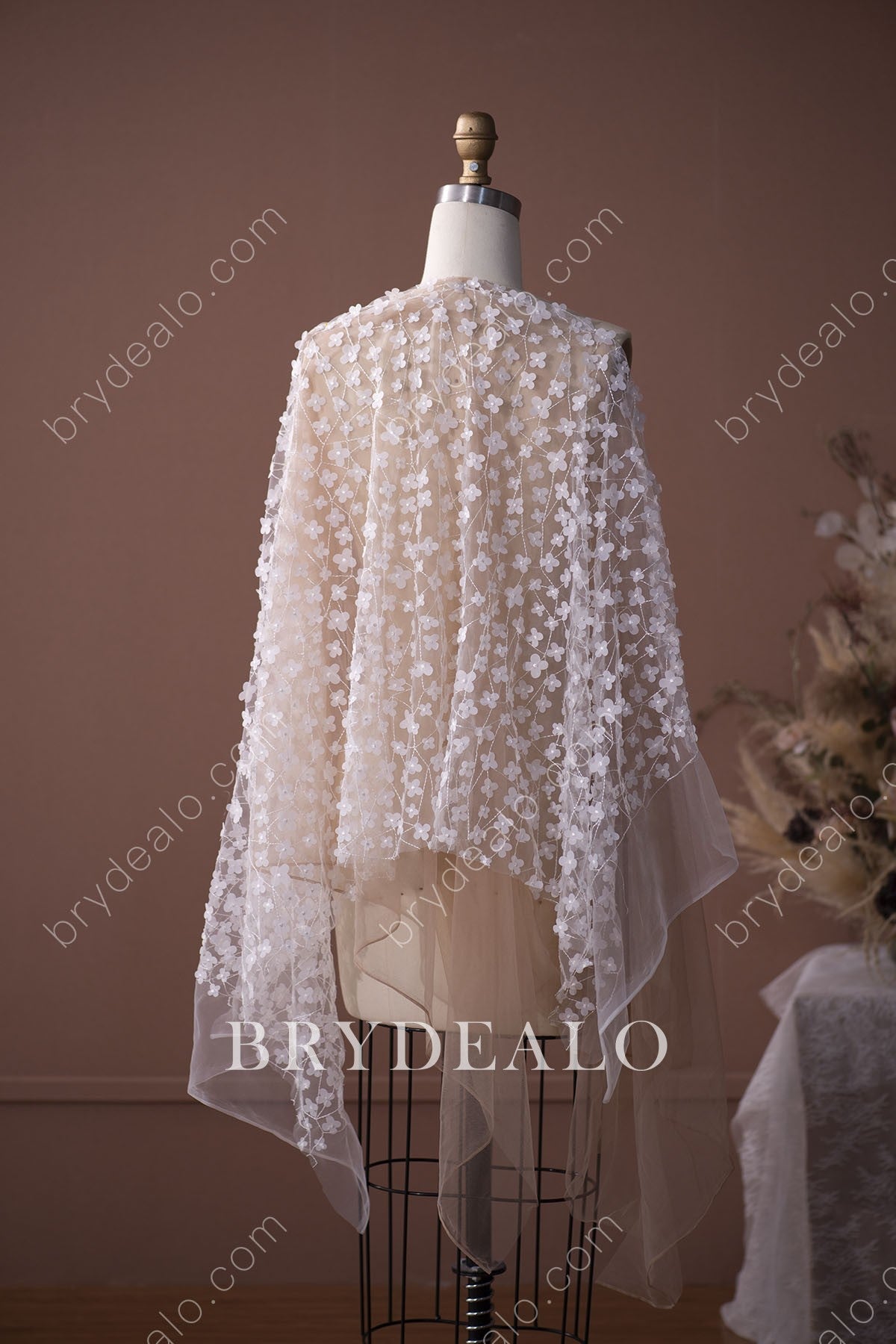 3D Flowers Bridal Lace Fabric for Sale