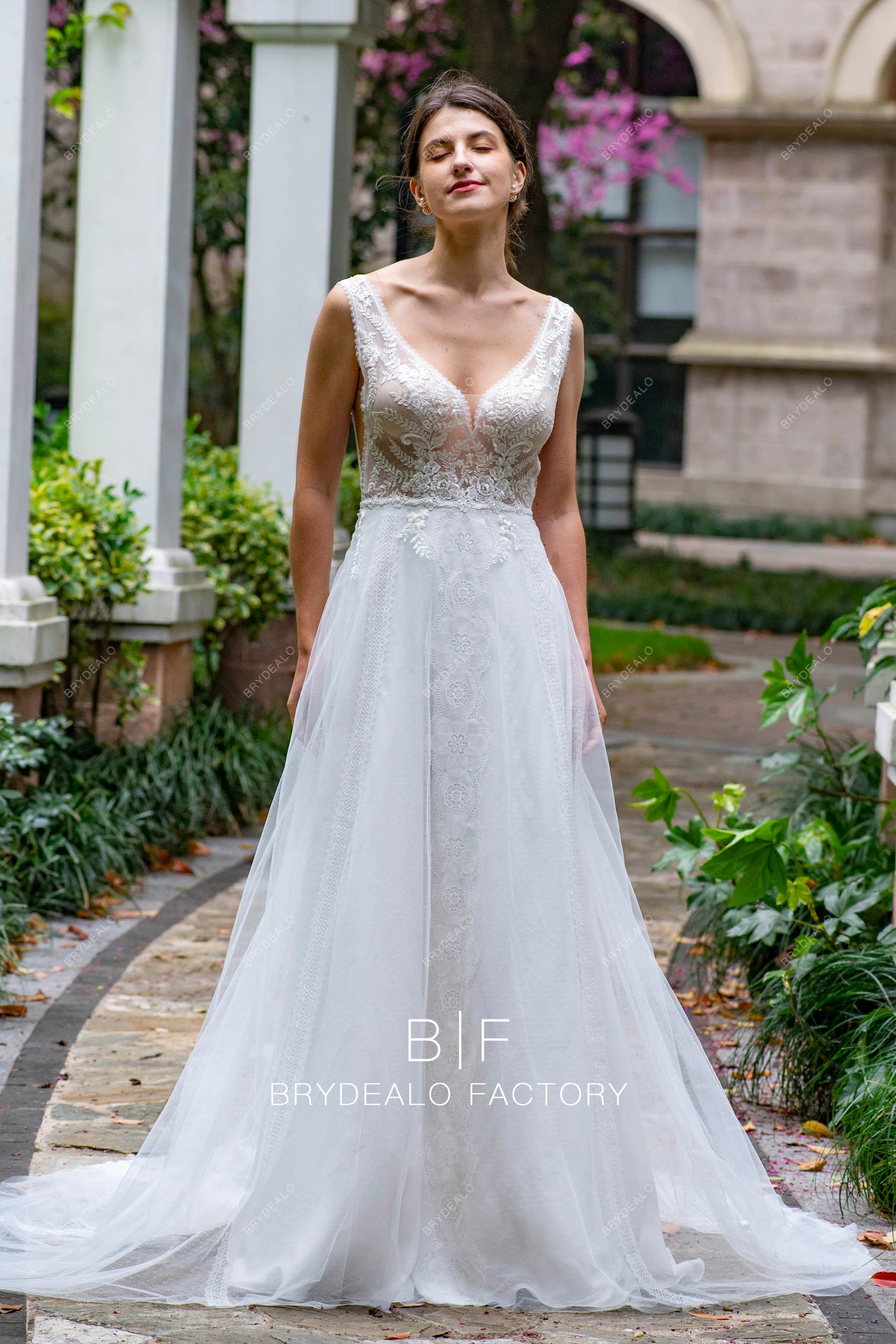 Boho Strap White Lace V-neck Long A-line Spring Fall Wedding Dress Boho Strap White Lace V-neck Long A-line Spring Fall Wedding Dress