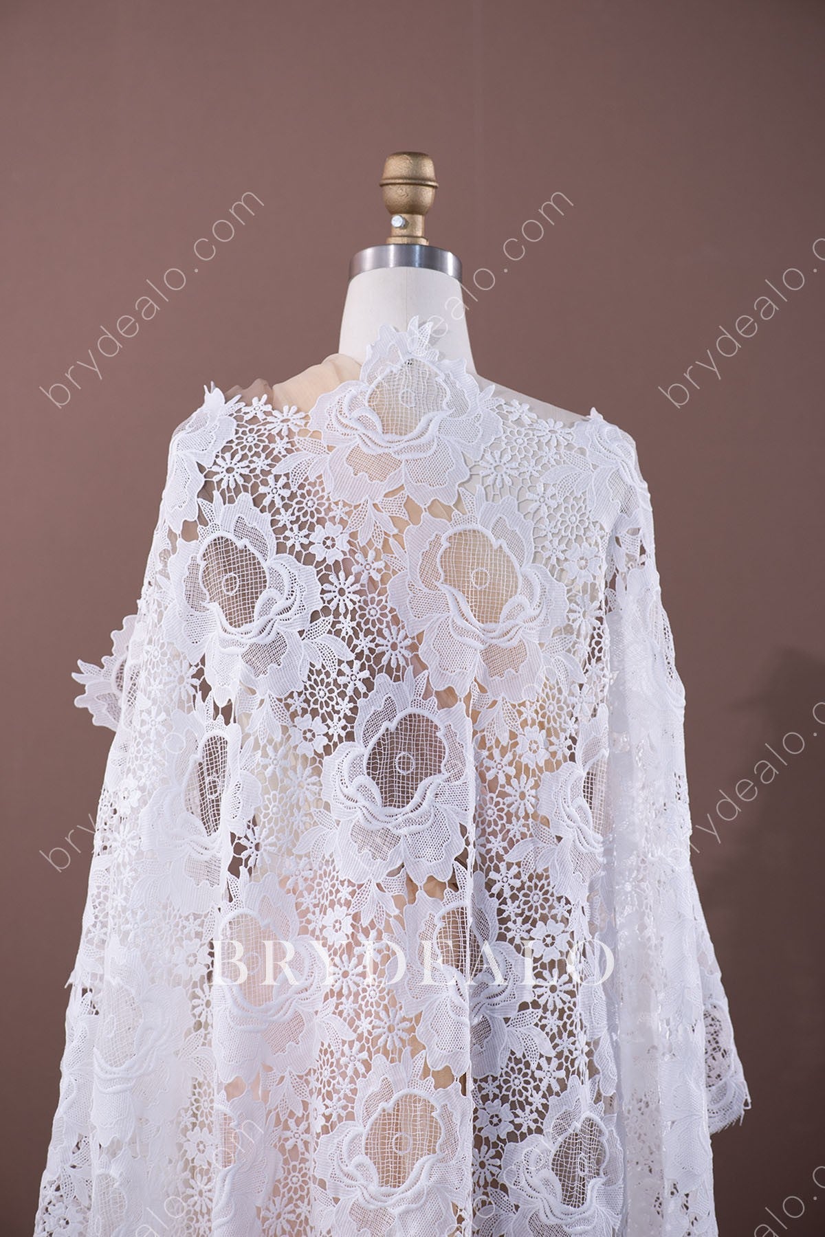Best Trendy Wild Flower Crochet Bridal Lace Fabric for Sale